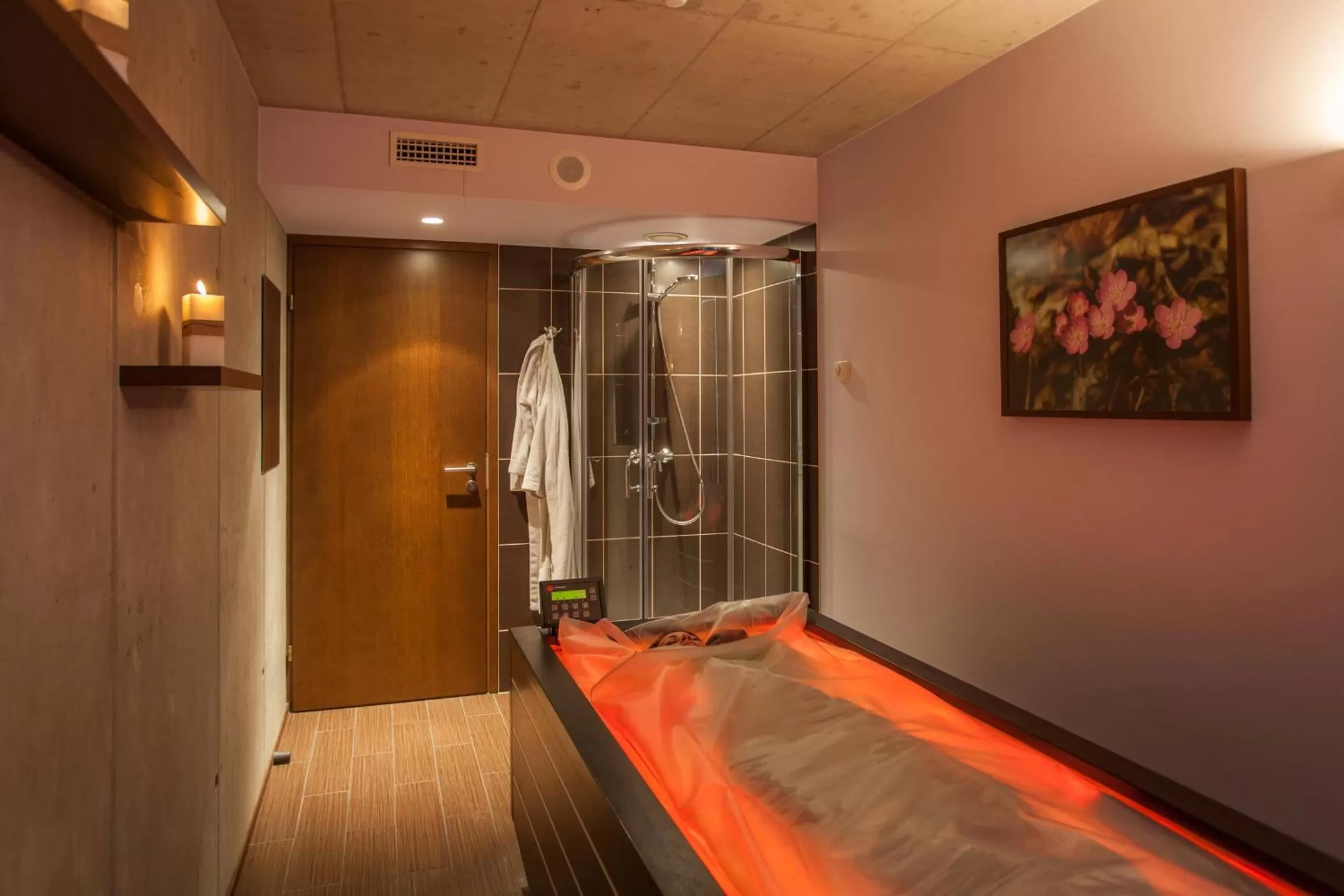 Massage in Johan Design & SPA Hotel