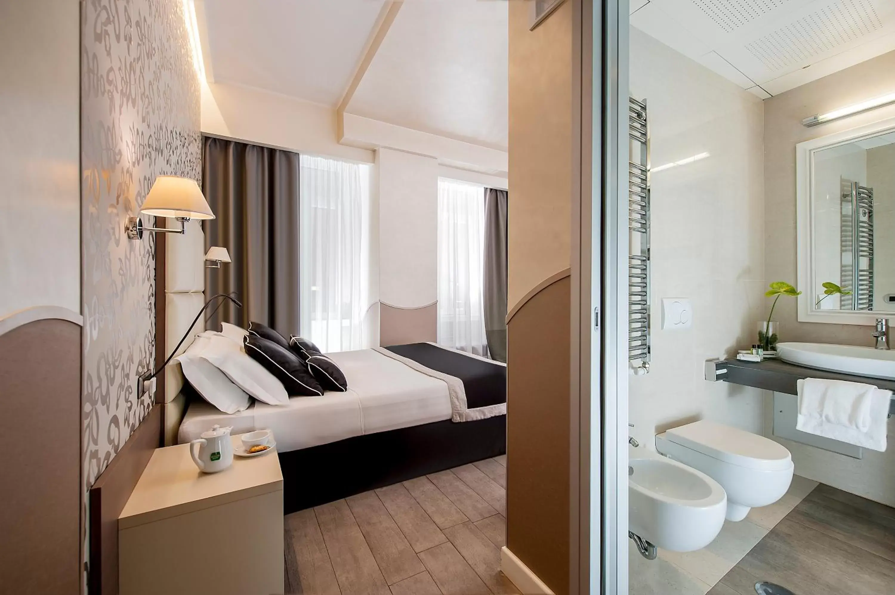 Bed, Bathroom in Demetra Hotel