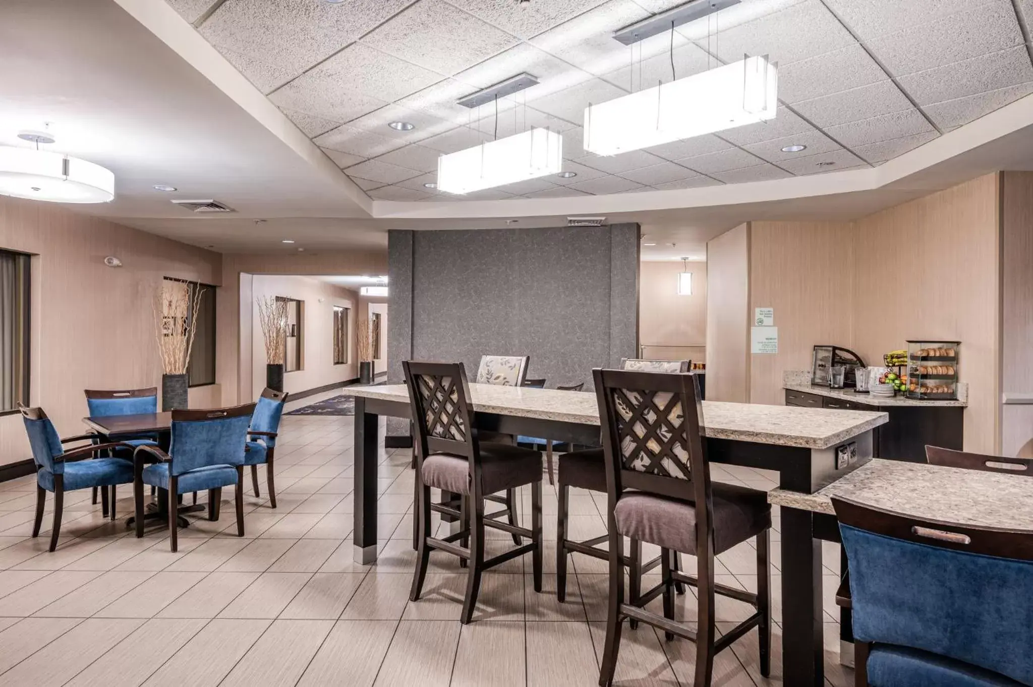 Breakfast in Holiday Inn - Terre Haute by IHG Breakfast in Holiday Inn - Terre Haute by IHG