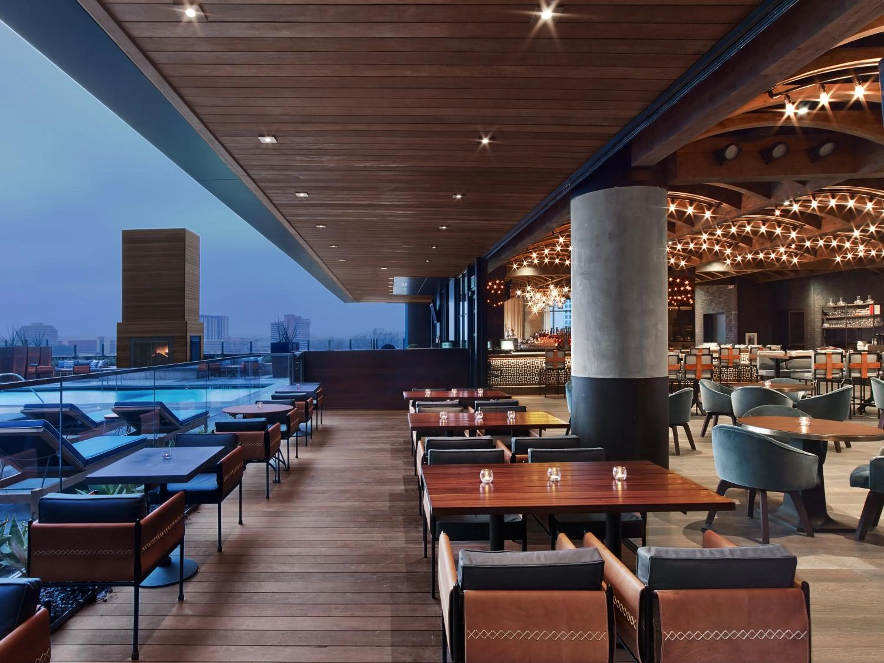 Restaurant/places to eat in Hotel Van Zandt