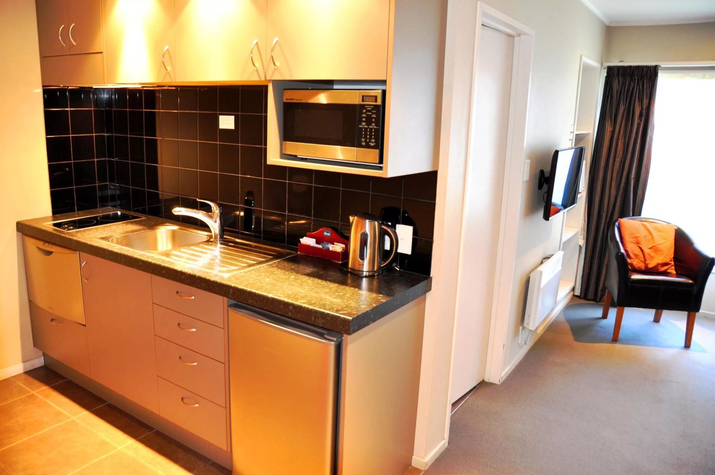 Kitchen or kitchenette in St James Apartments