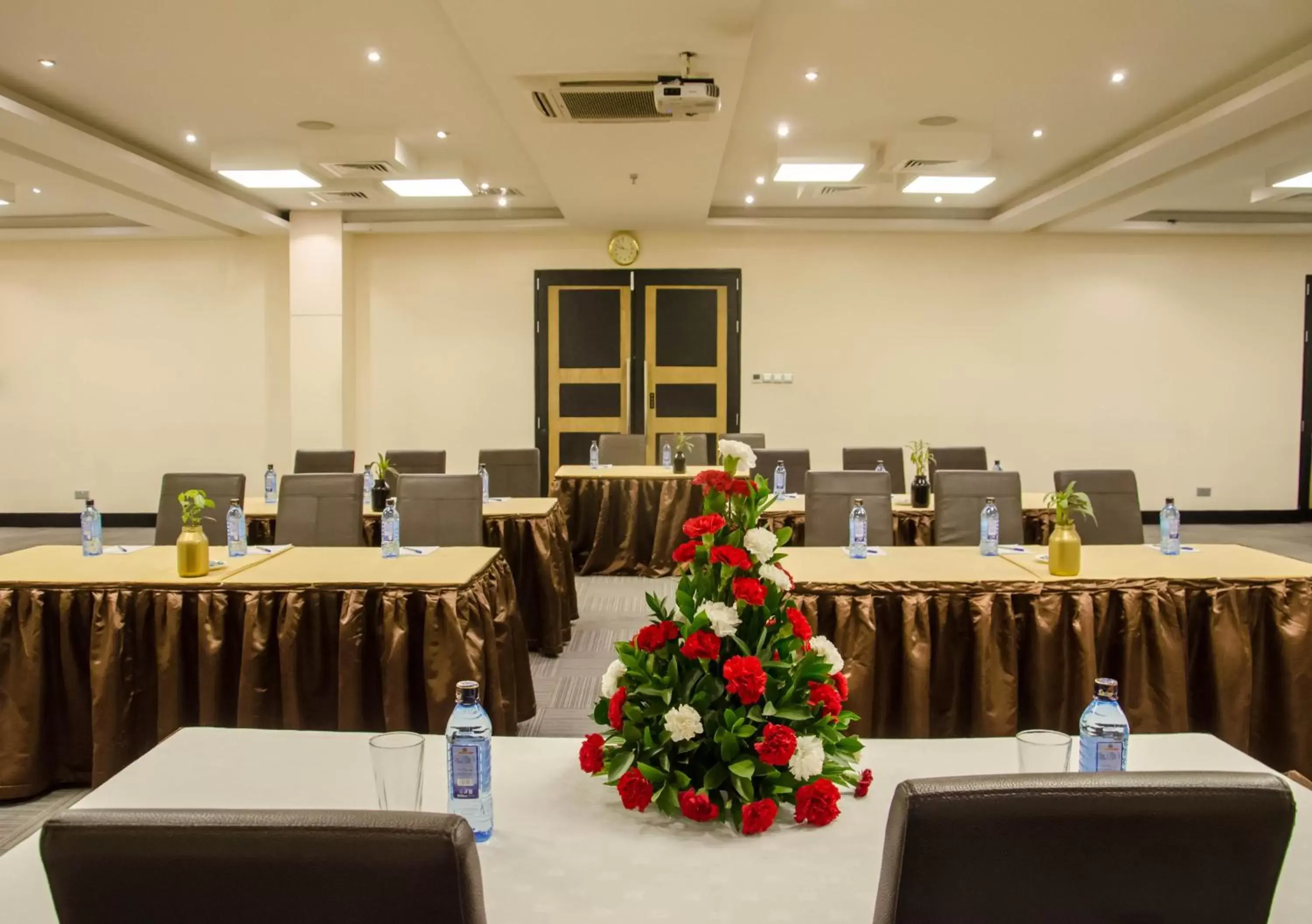 Business facilities in Best Western Plus Meridian Hotel