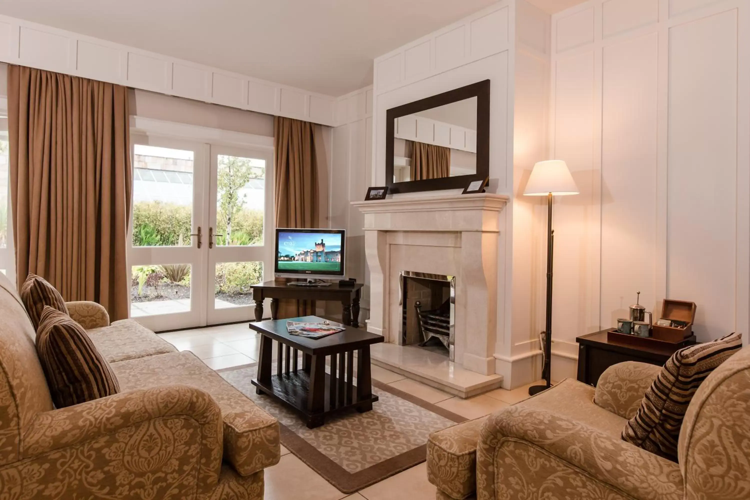 TV and multimedia, Seating Area in Lough Eske Castle