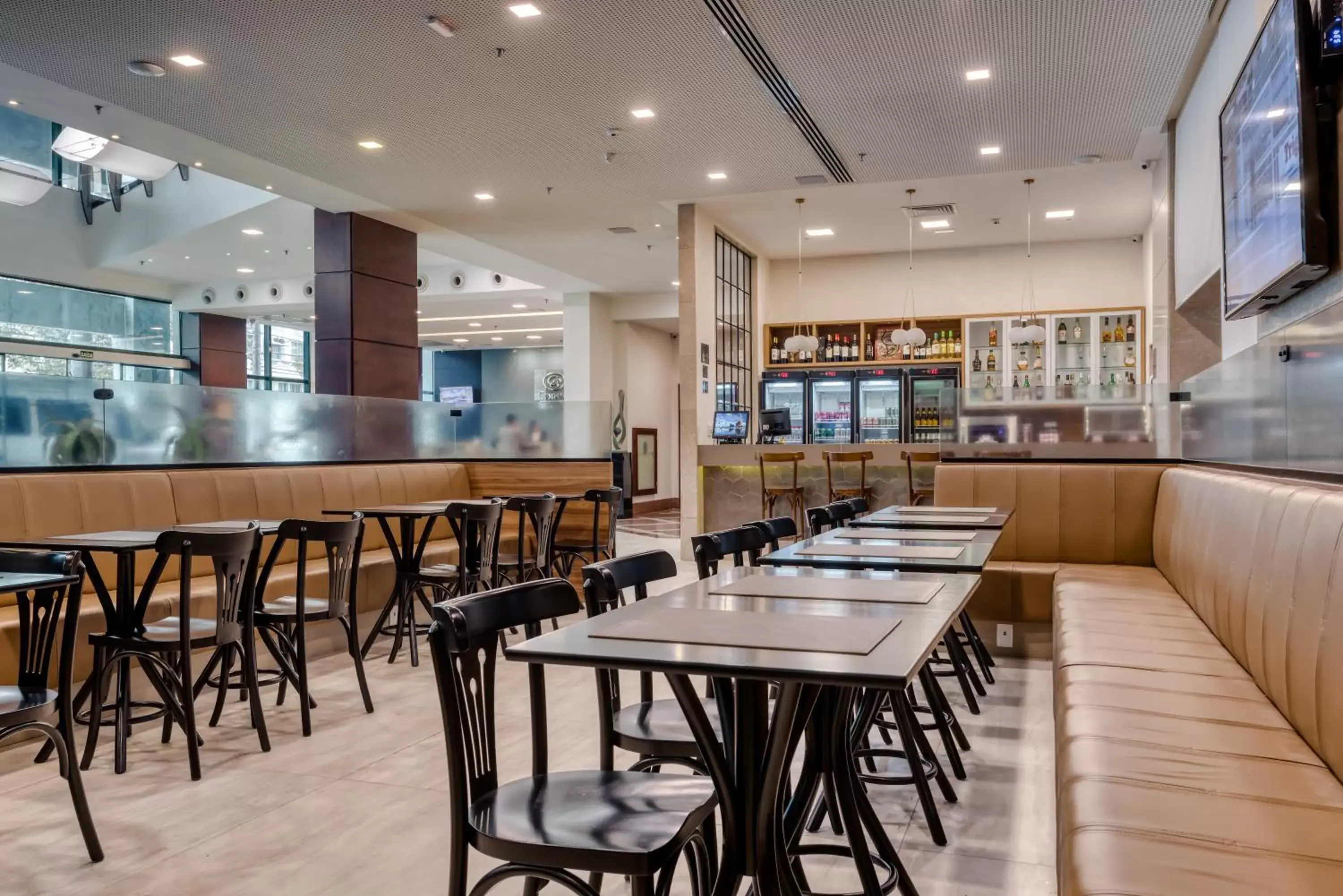 Lounge or bar in Comfort Suítes Vitória Lounge or bar in Comfort Suítes Vitória