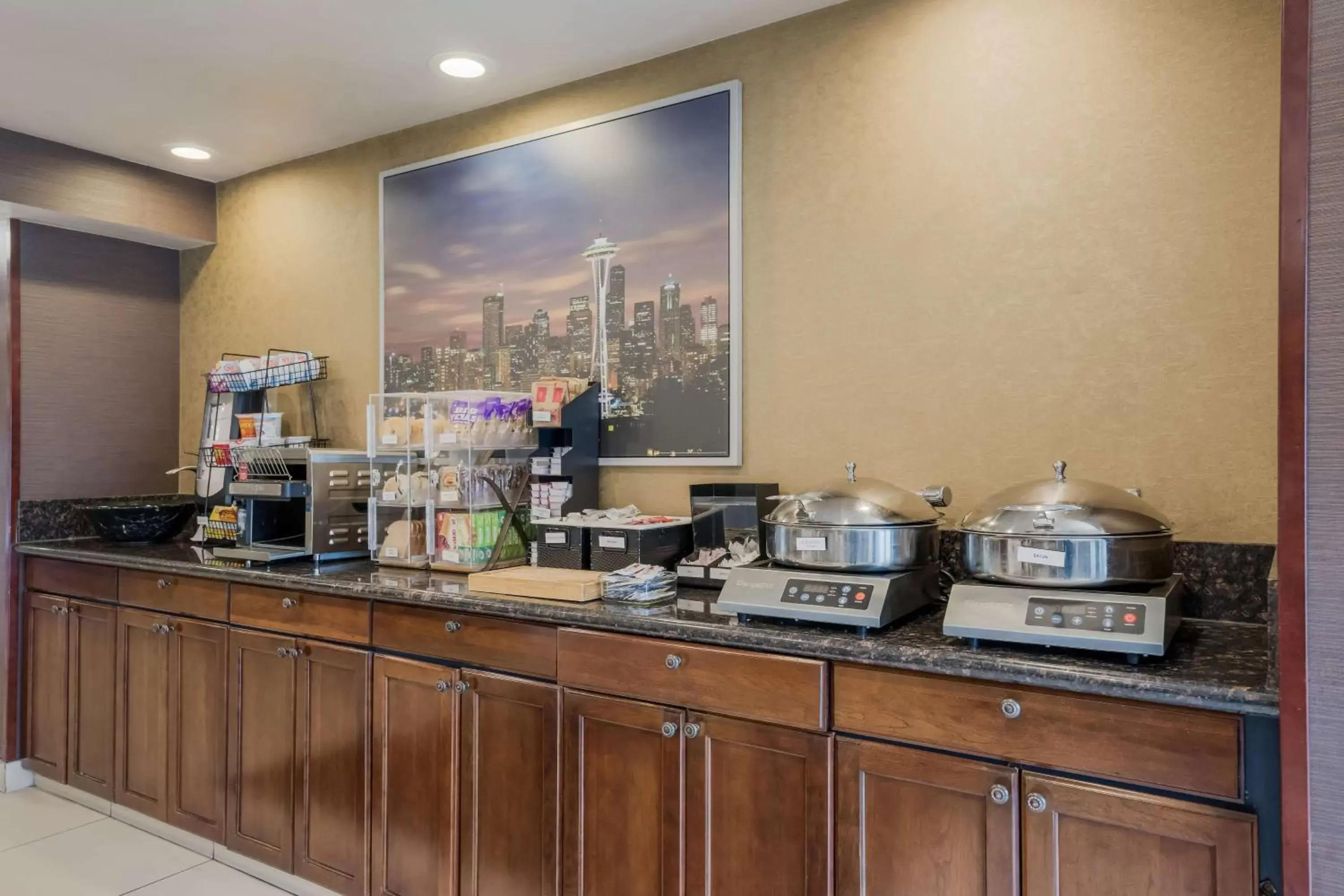 Restaurant/Places to Eat in Best Western Alderwood