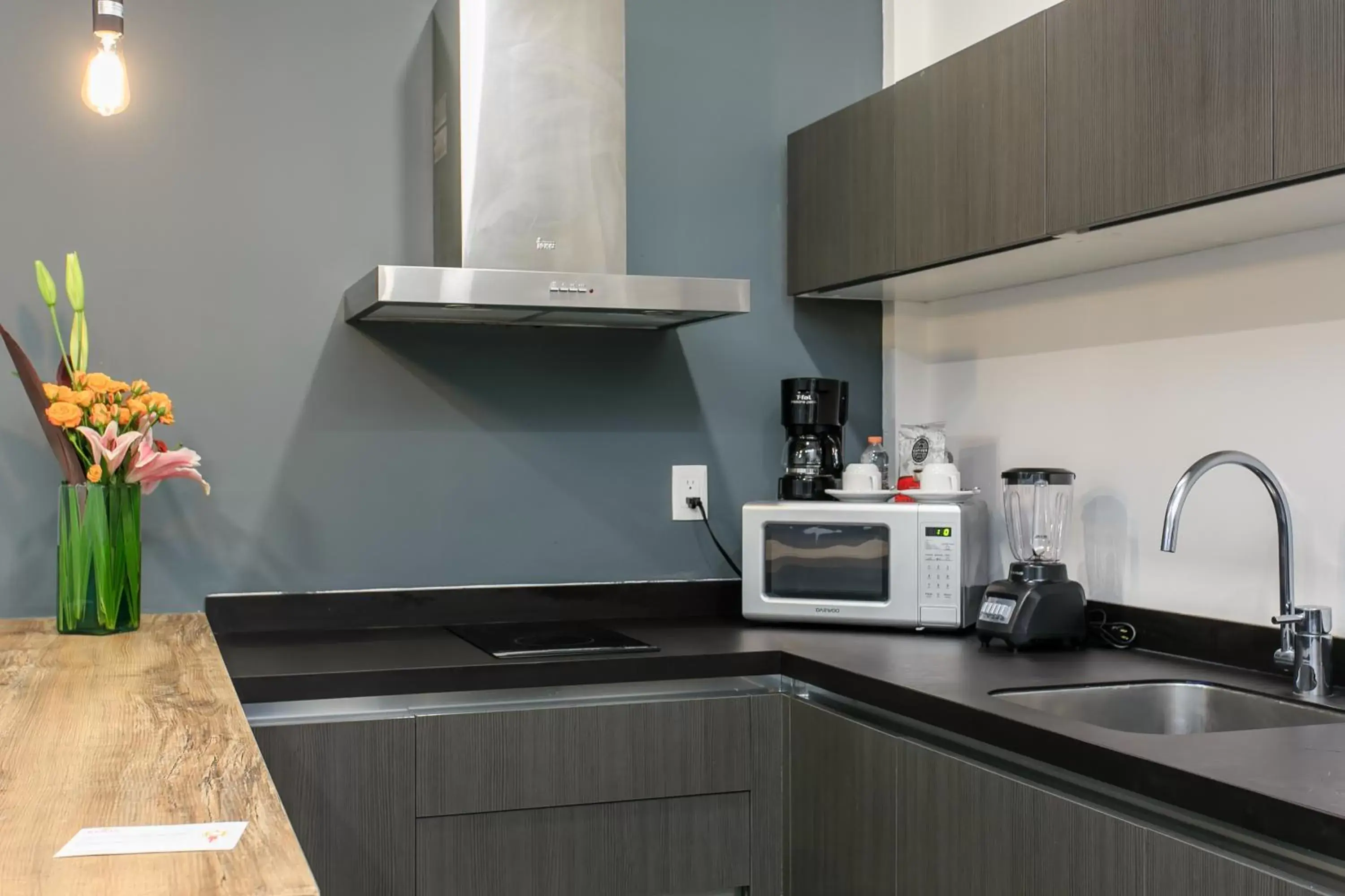 Kitchen or kitchenette, Kitchen/Kitchenette in Studio 30 Condhotel by Nah Hotels