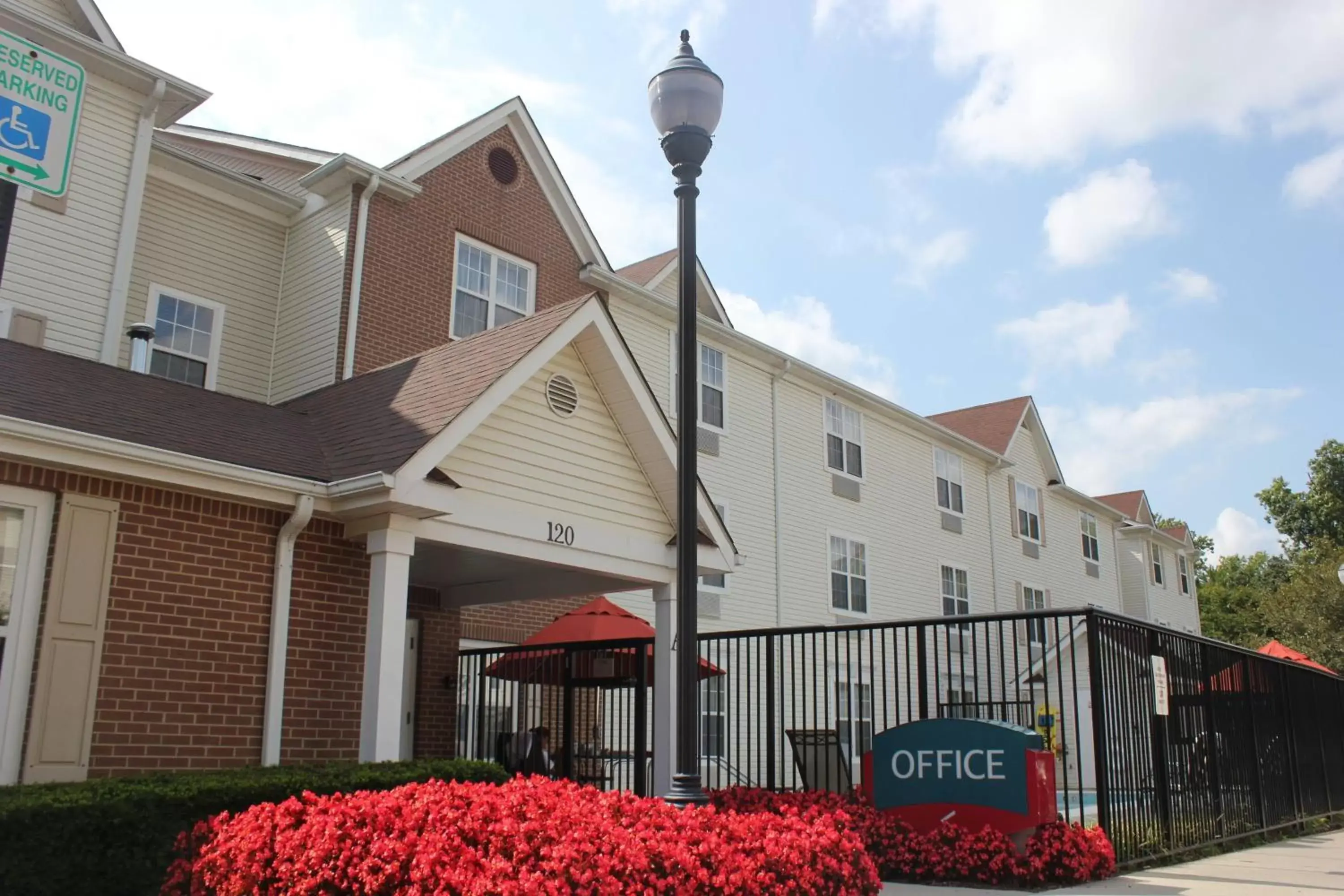 Property Building in TownePlace Suites by Marriott Fort Meade National Business Park