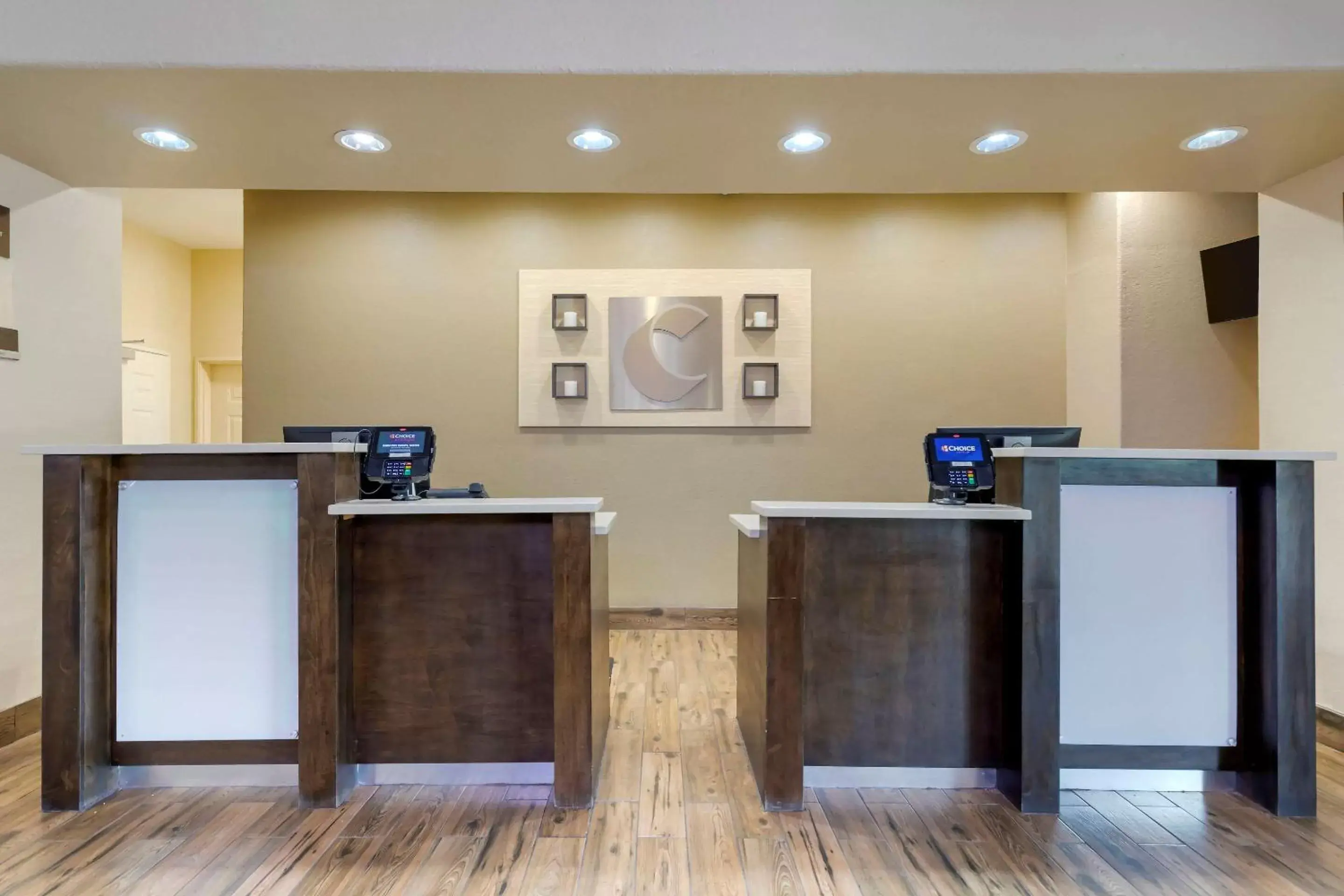 Lobby or reception in Comfort Inn & Suites Near Six Flags & Medical Center Lobby or reception in Comfort Inn & Suites Near Six Flags & Medical Center