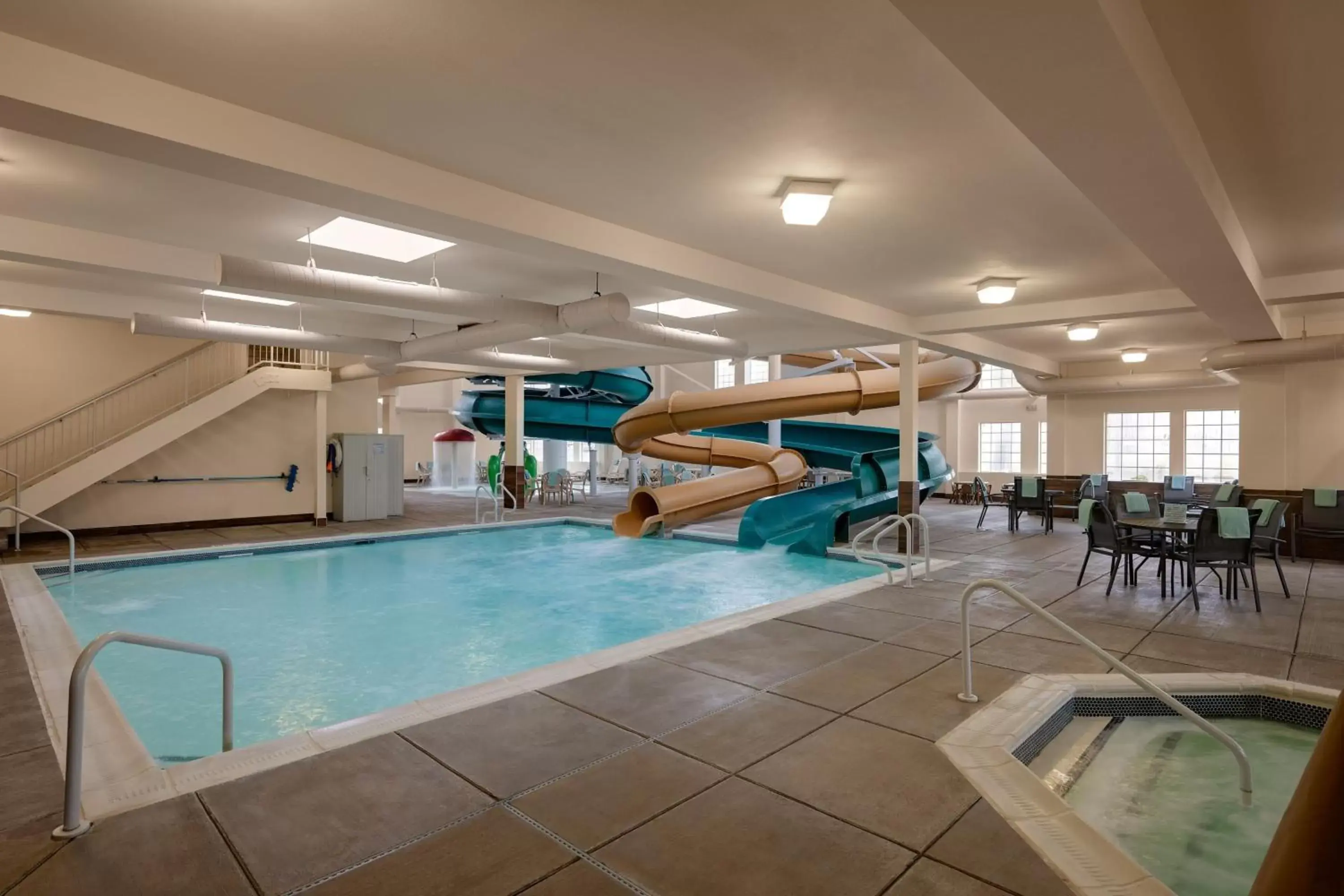 Swimming Pool in Fairfield Inn & Suites by Marriott Missoula