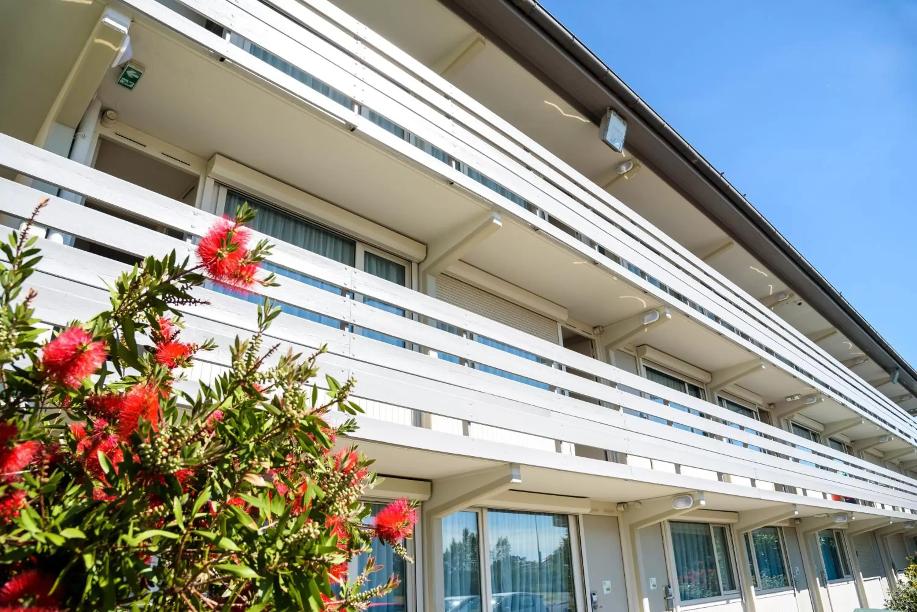 Facade/entrance in Campanile Toulouse Sesquieres Facade/entrance in Campanile Toulouse Sesquieres