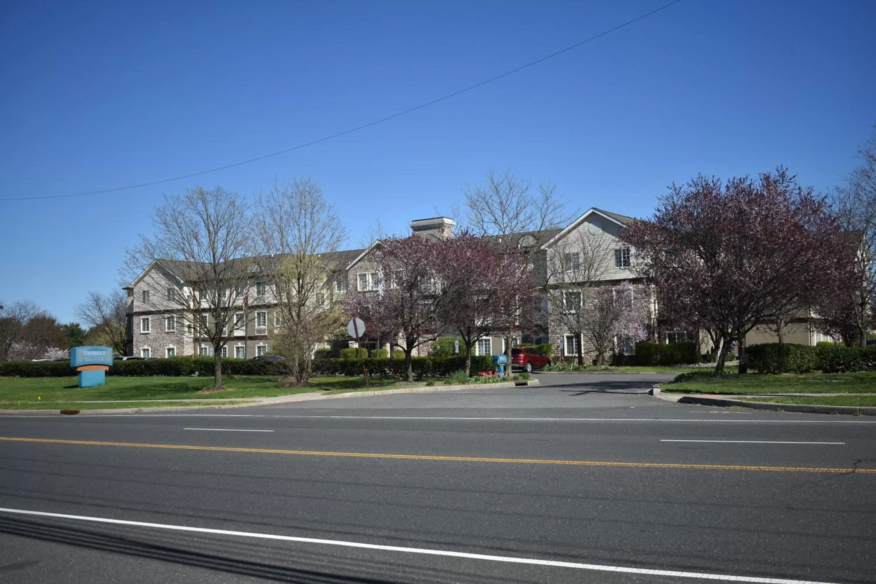 Property Building in Staybridge Suites Cranbury - South Brunswick, an IHG Hotel