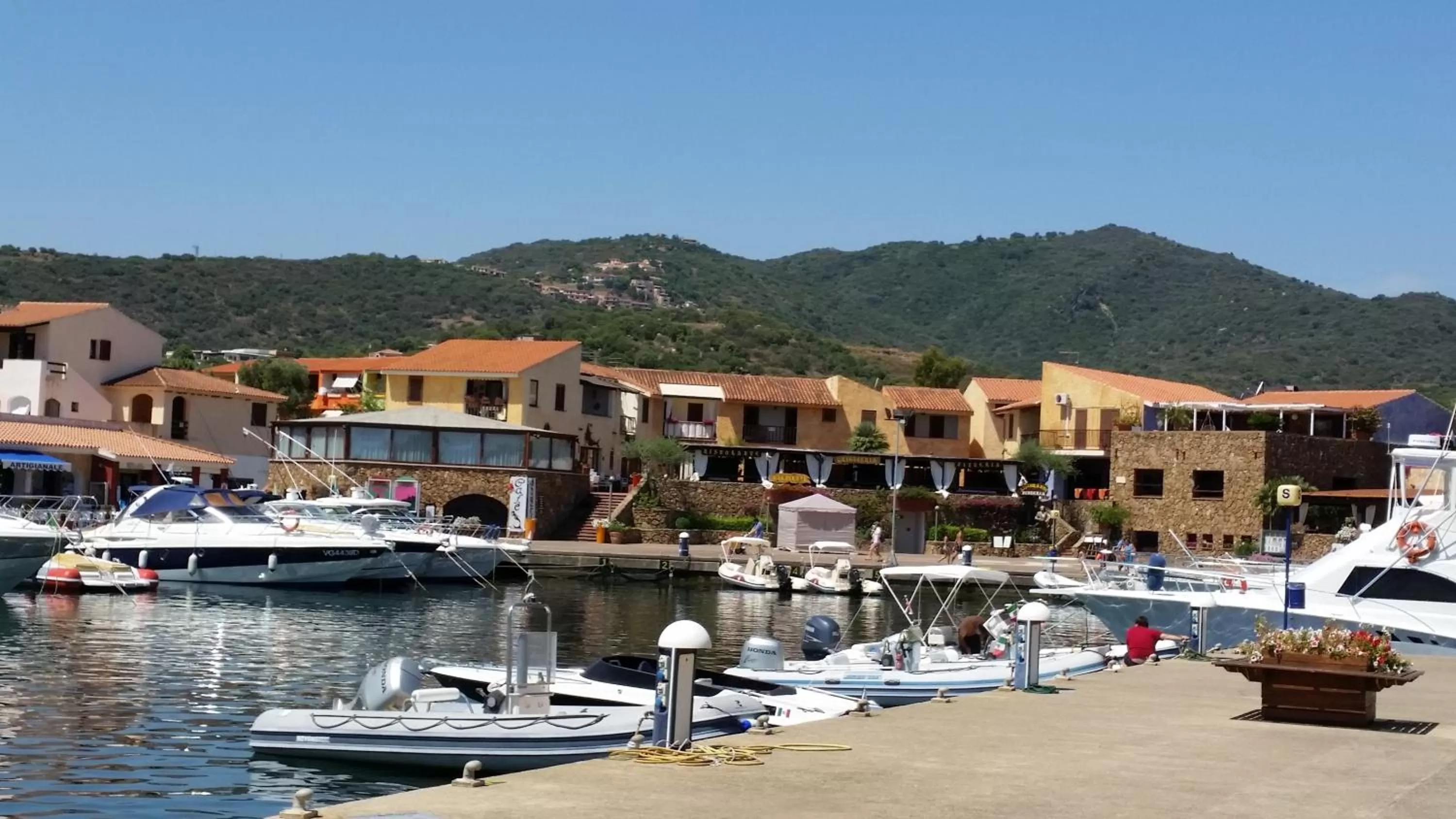 Area and facilities in Porto Ottiolu Resort