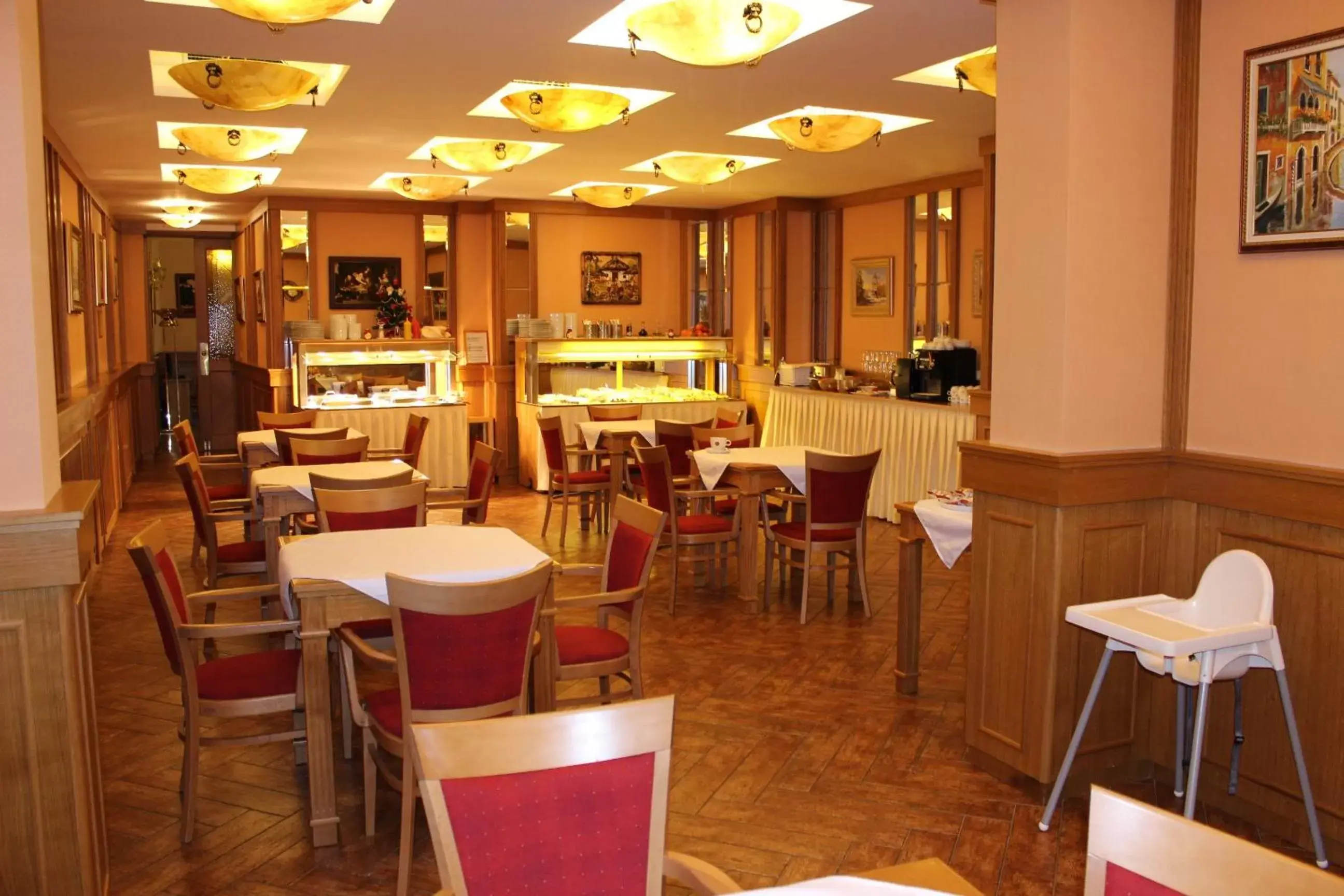 Buffet breakfast, Restaurant/Places to Eat in Hotel Askania
