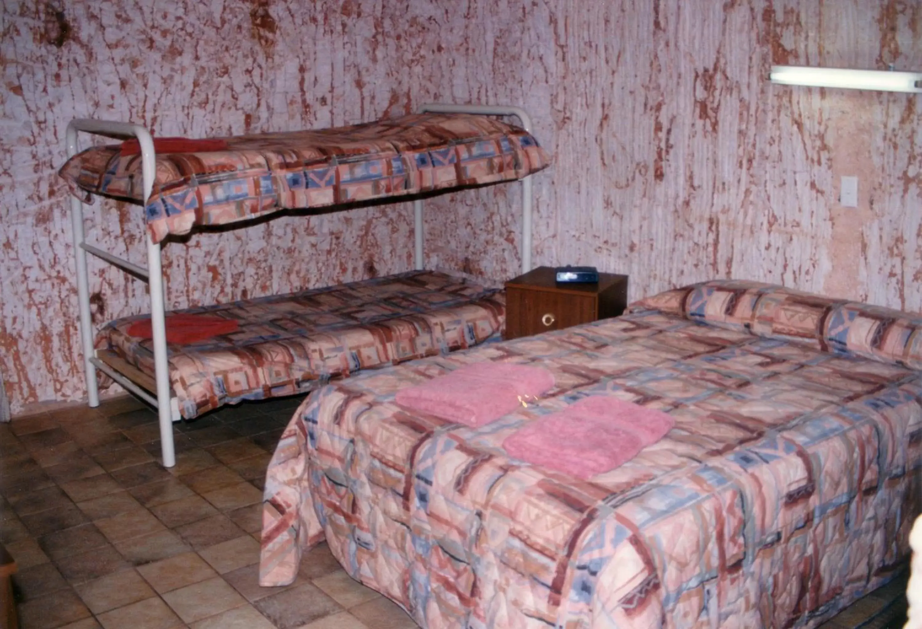 Bed in Radeka Downunder Underground Motel