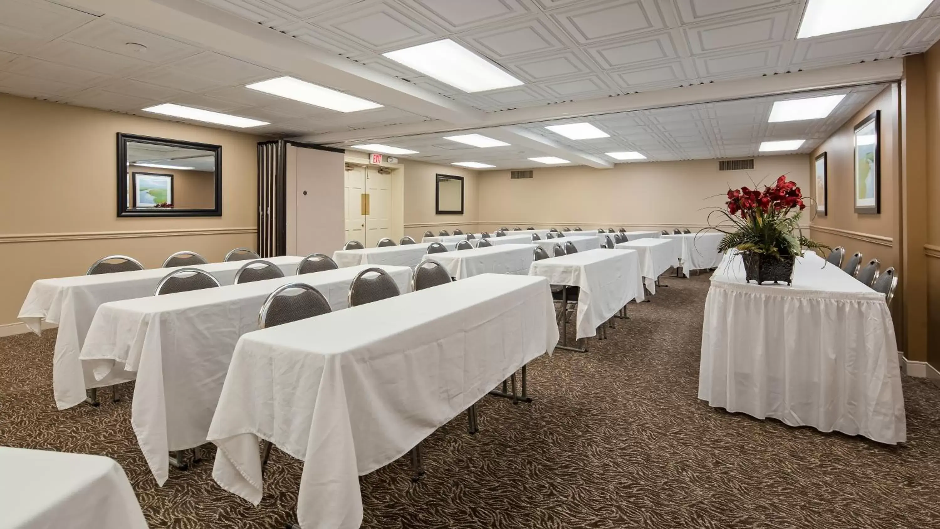Banquet/Function facilities in Best Western Covington