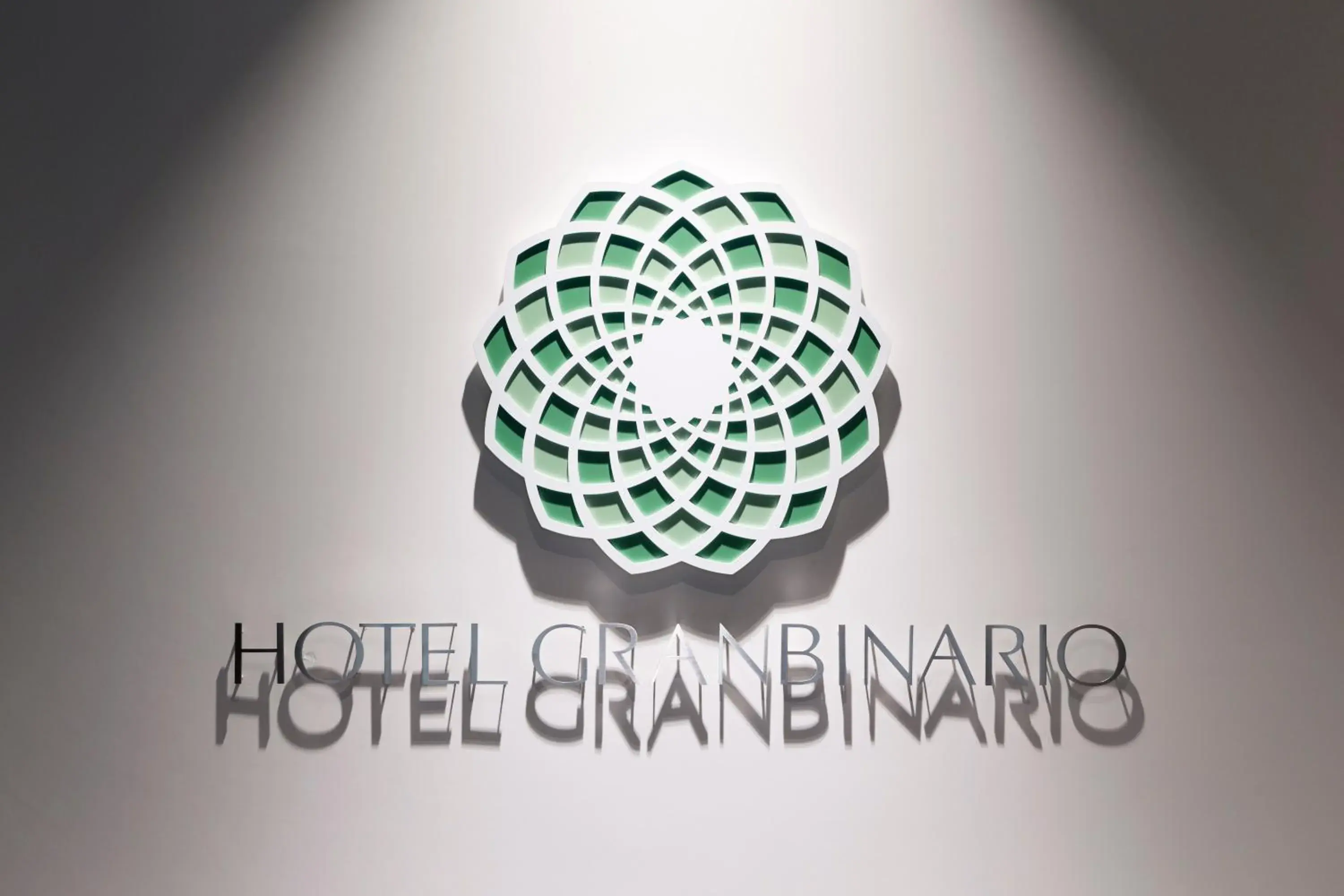 Facade/entrance in Hotel Granbinario Komatsu