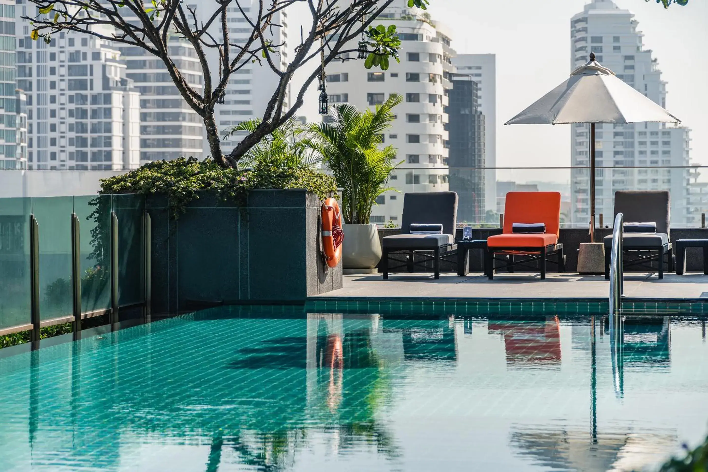 Balcony/Terrace, Swimming Pool in MUU Bangkok Hotel