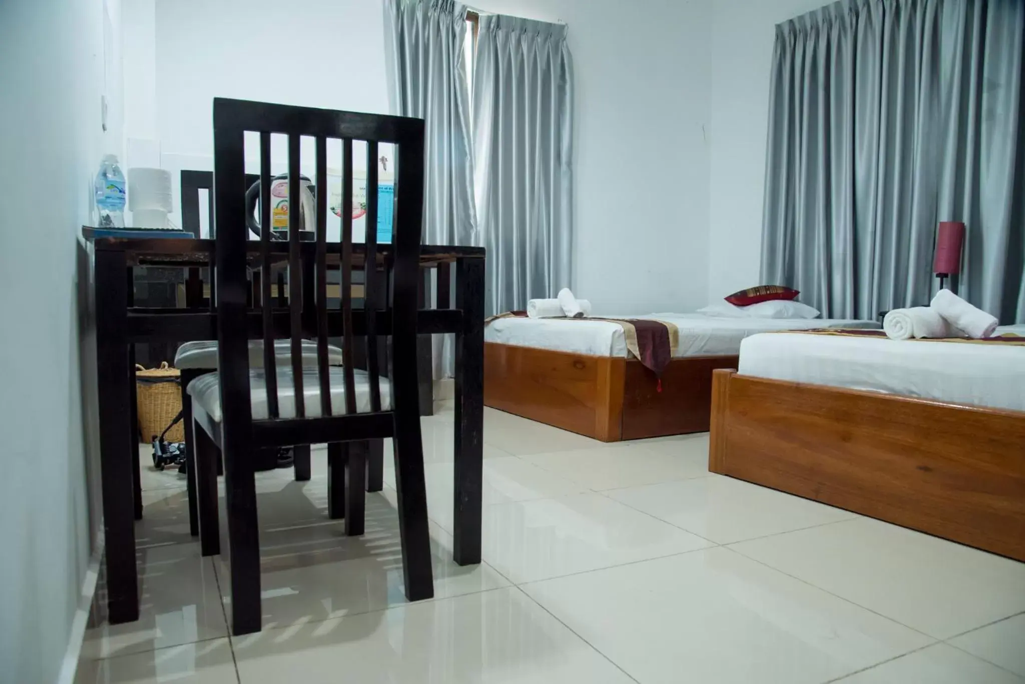 Bedroom, Bed in New Season Riverside Hotel Bedroom, Bed in New Season Riverside Hotel