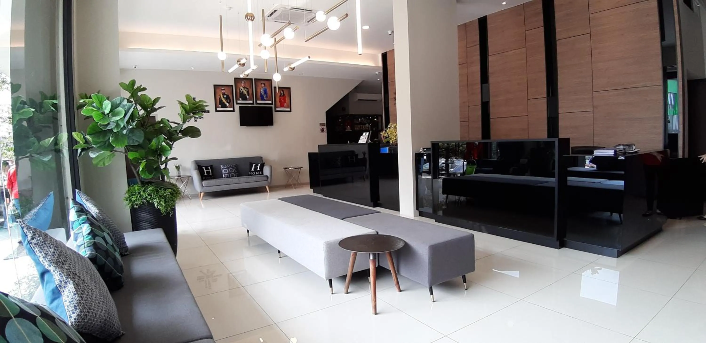 Seating area in The Square Hotel