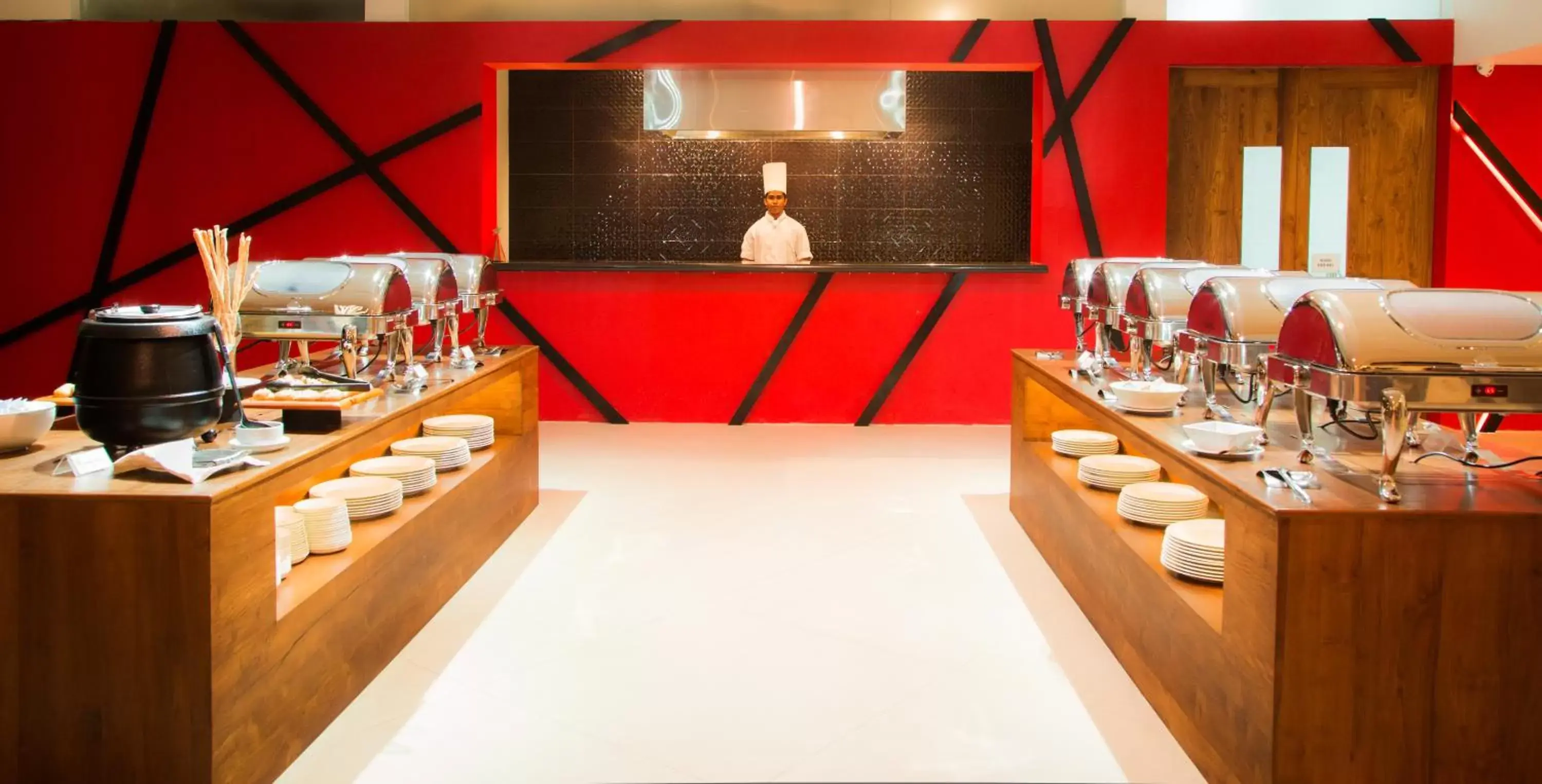 Restaurant/places to eat in Camelot Beach Hotel Restaurant/places to eat in Camelot Beach Hotel