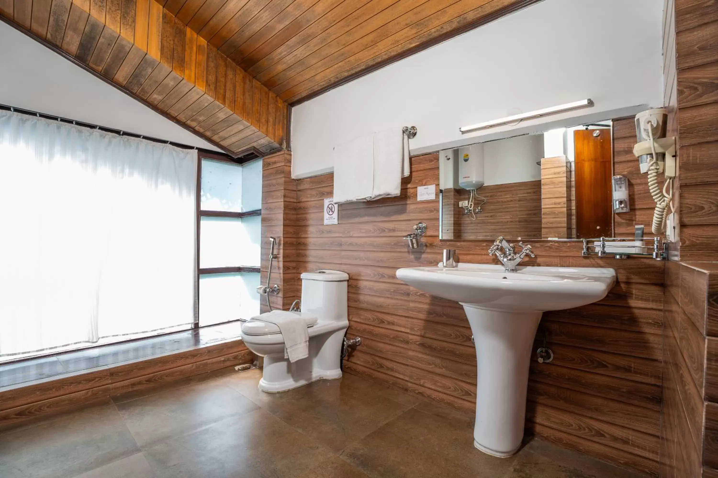 Bathroom in Summit Norling Resort & Spa
