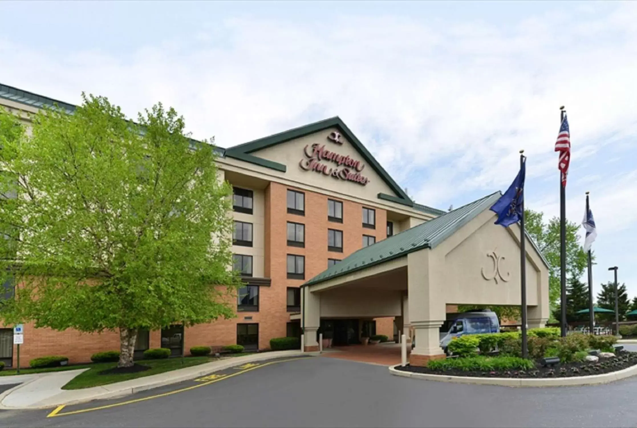 Property Building in Hampton Inn & Suites Valley Forge/Oaks