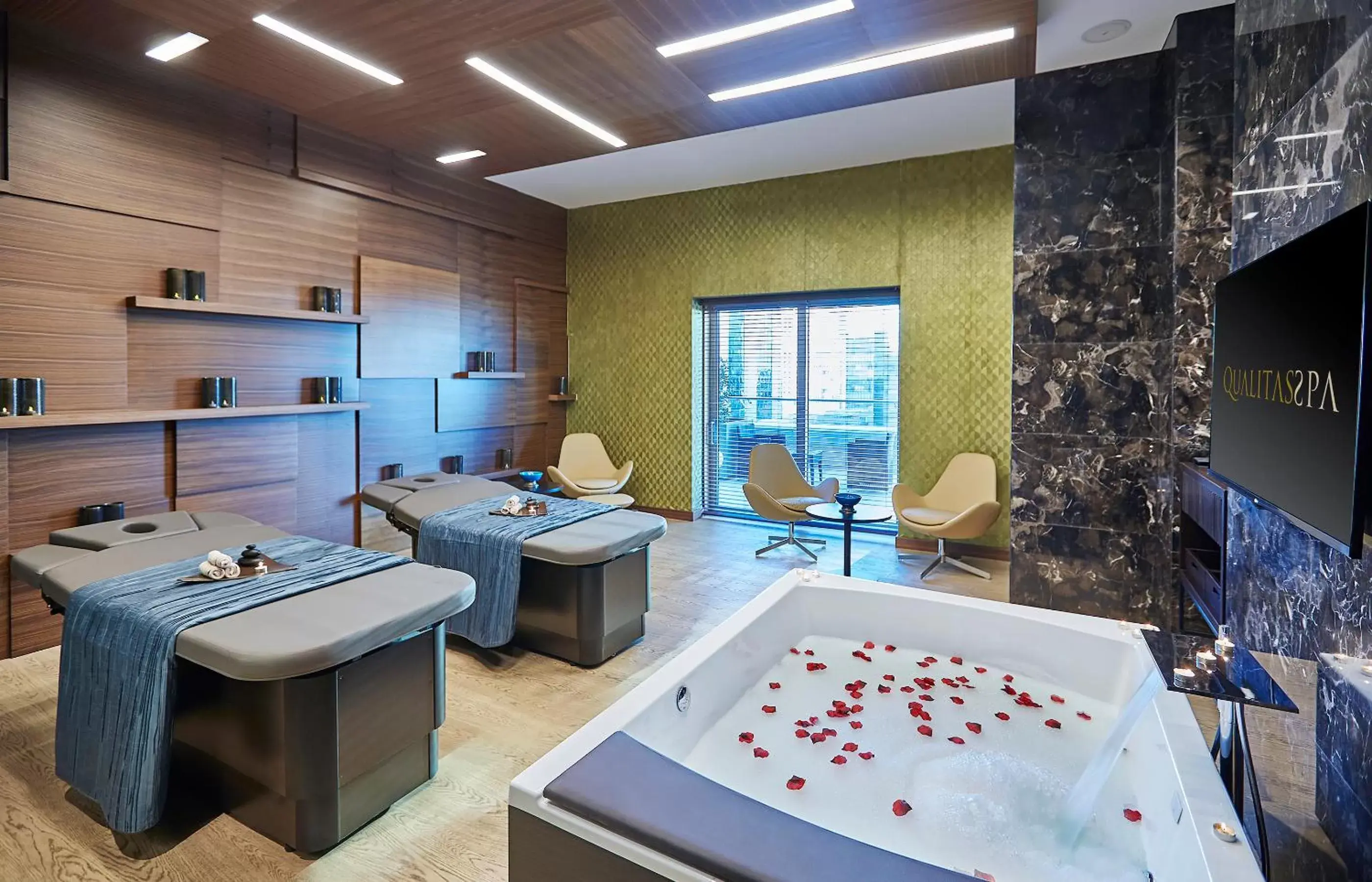 Massage, Bathroom in Wyndham Grand Istanbul Levent