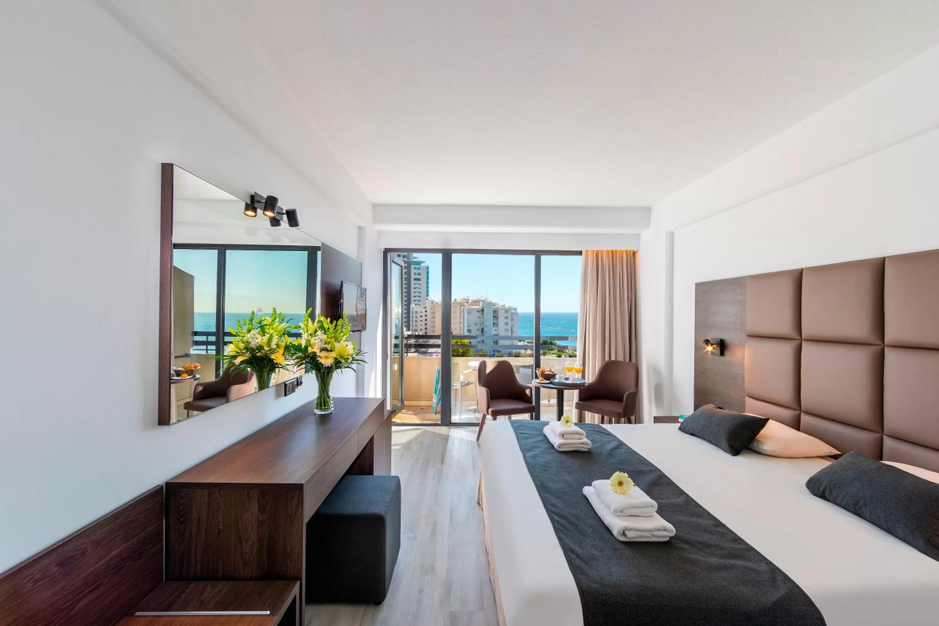 Bedroom, Bed in Odysseia Hotel Kapetanios