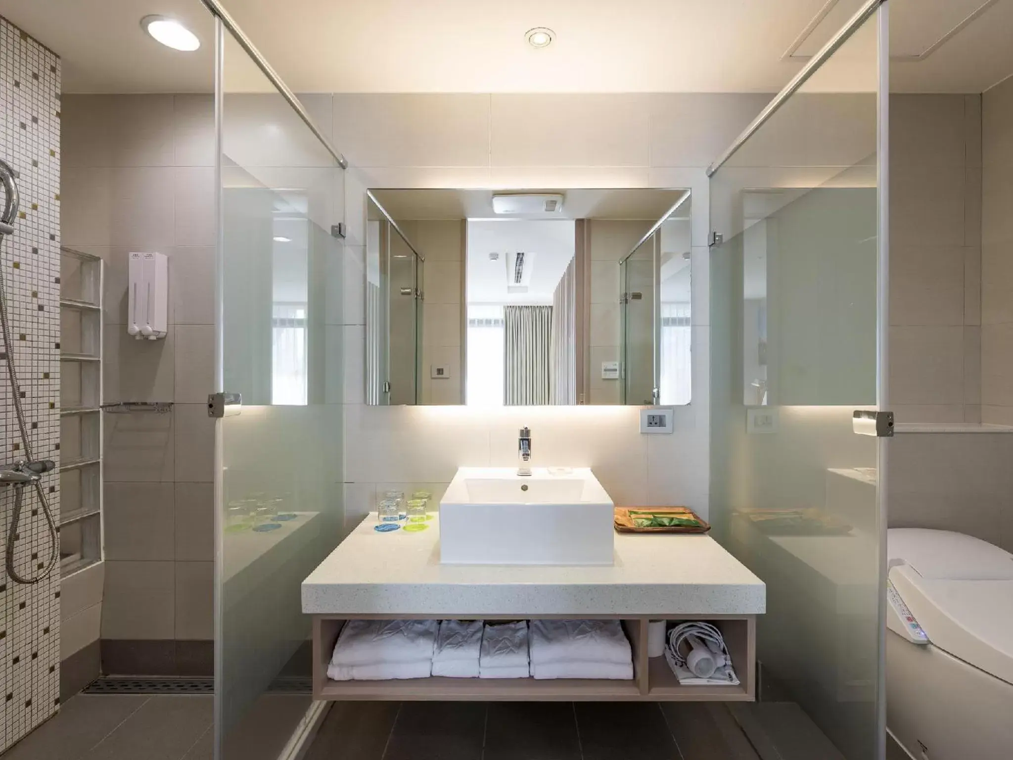 Bathroom in Mellow Fields Hotel