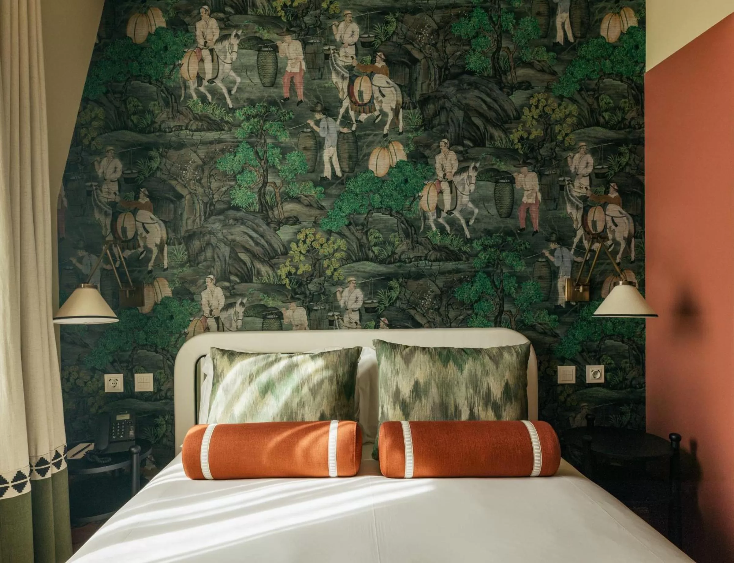 Bed in Hospes Infante Sagres Porto - Small Luxury Hotels Of The World