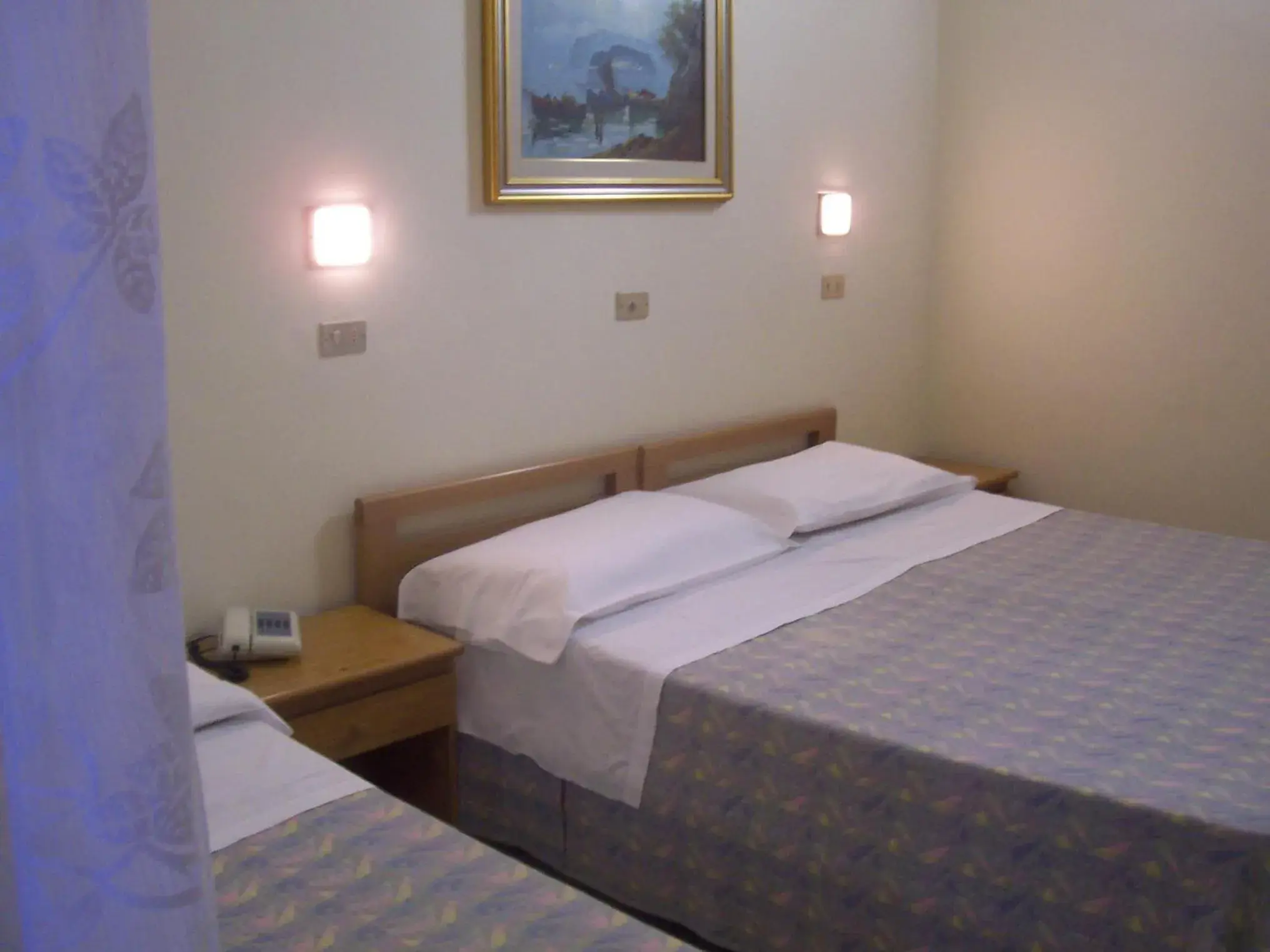 Bedroom, Bed in Hotel Pensione Romeo