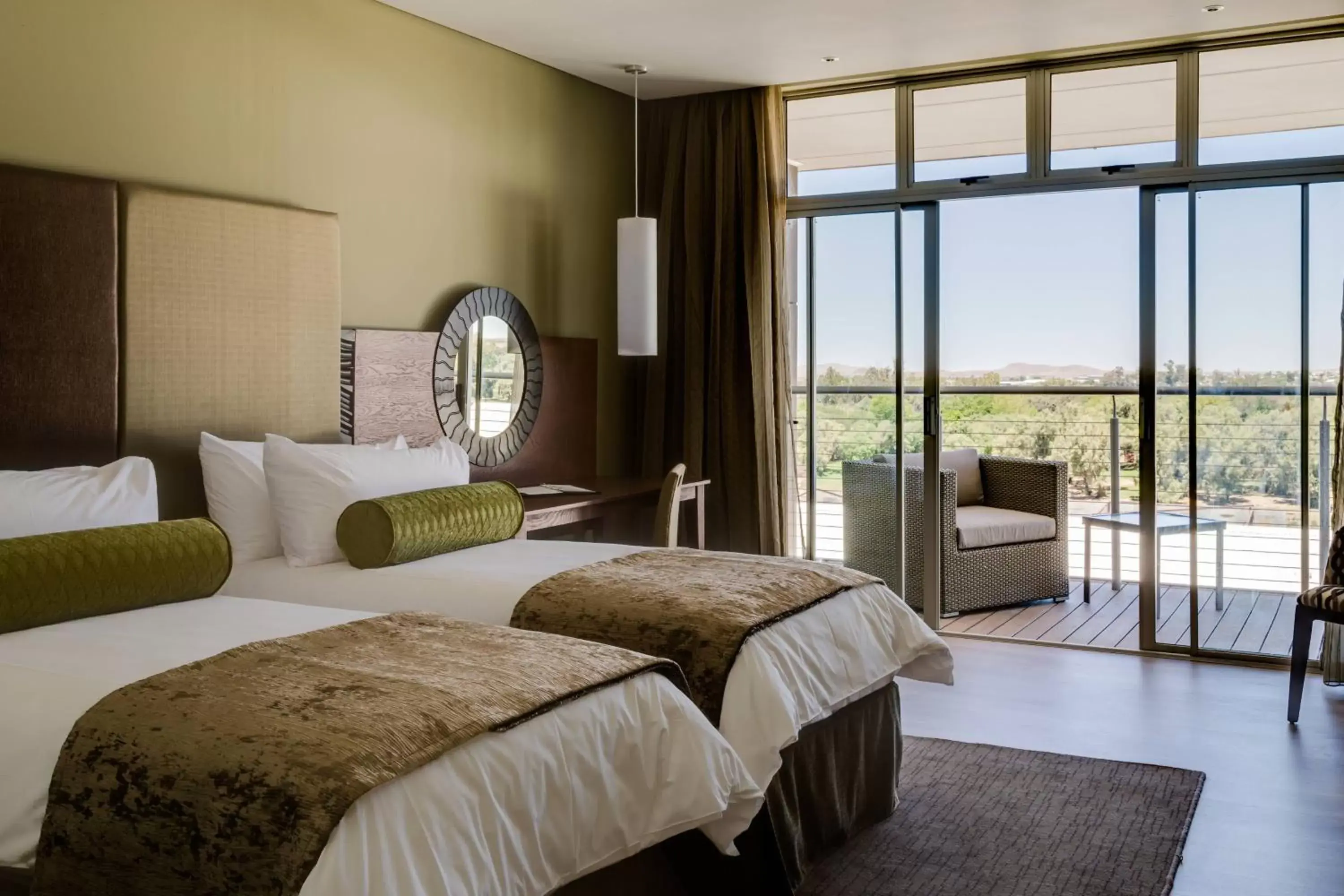 Photo of the whole room, Bed in Protea Hotel by Marriott Upington