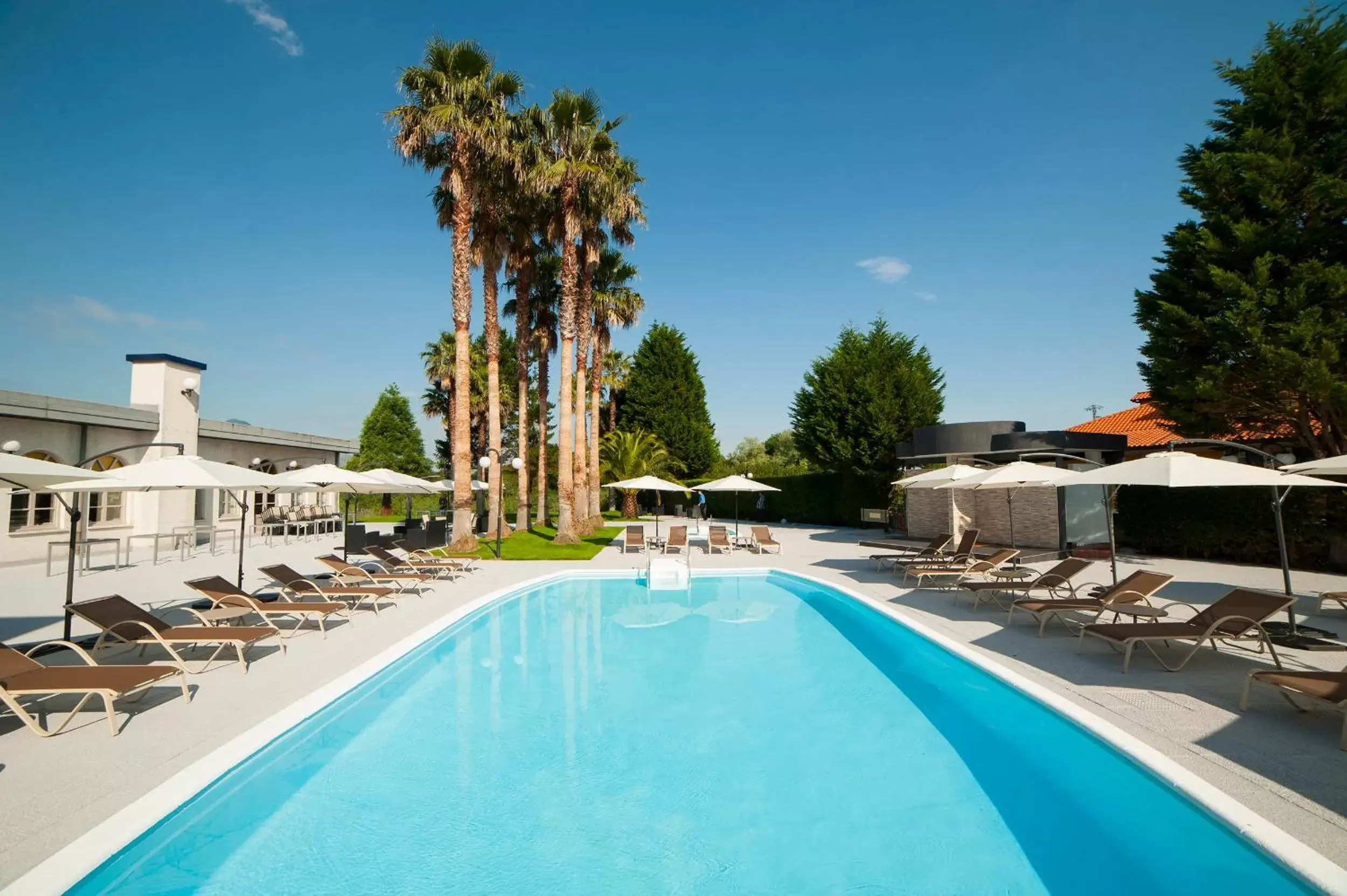 Pool view, Swimming Pool in Hotel La Palma de Llanes