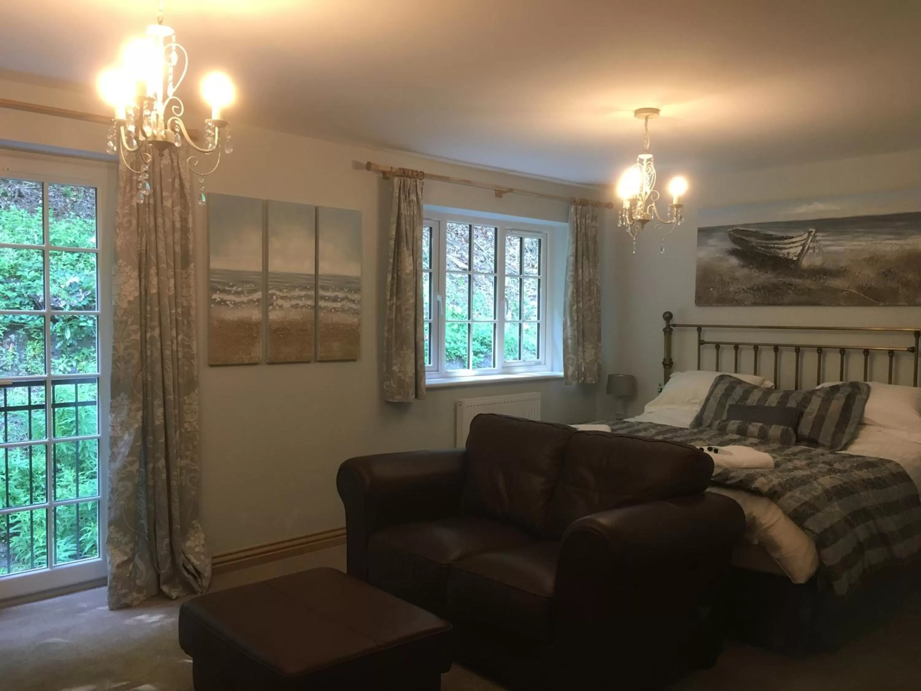 Bedroom in The Waterwheel