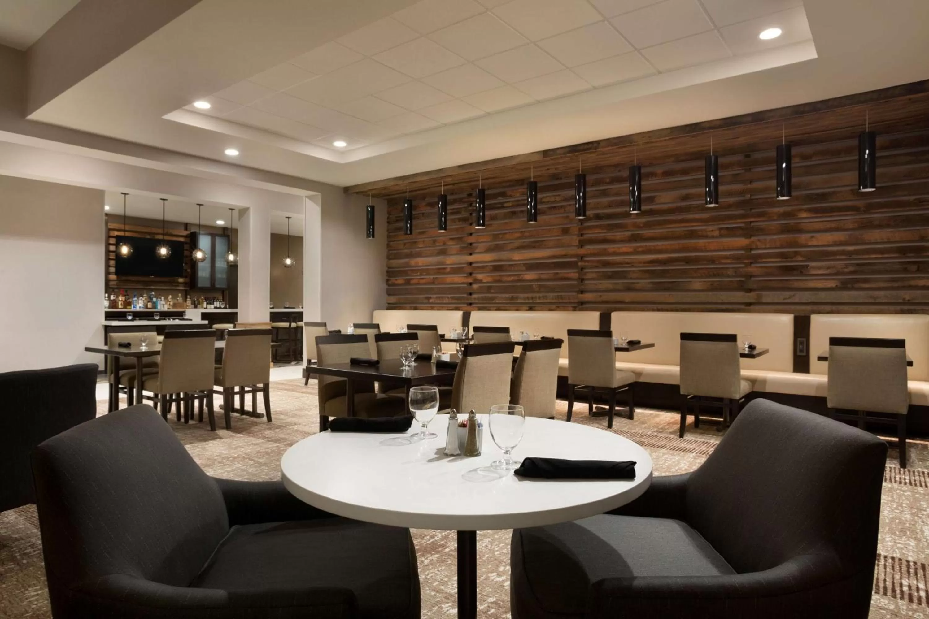 Restaurant/places to eat in Hilton Garden Inn Downtown Birmingham