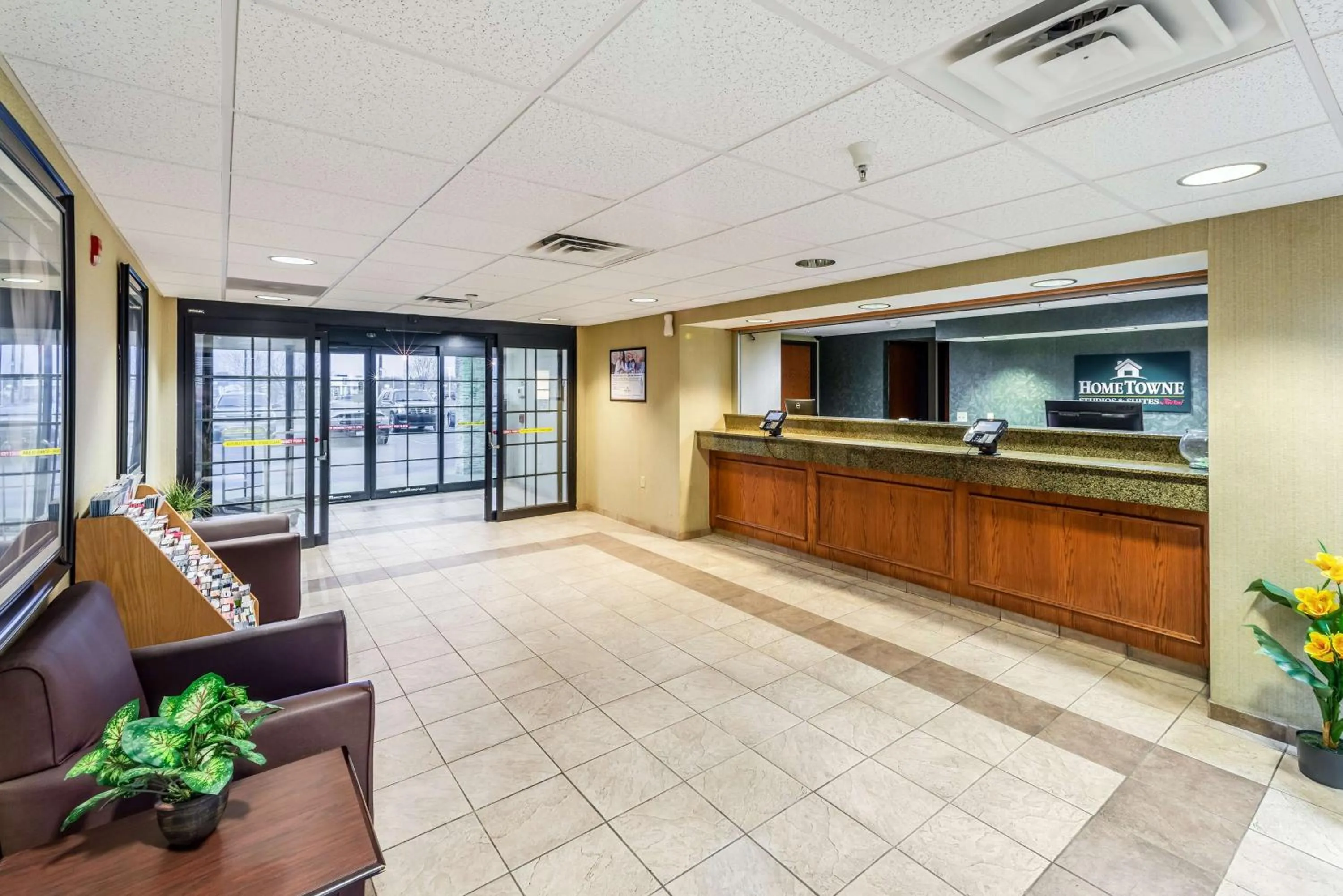 Lobby or reception in Welcome Suites-O'Fallon