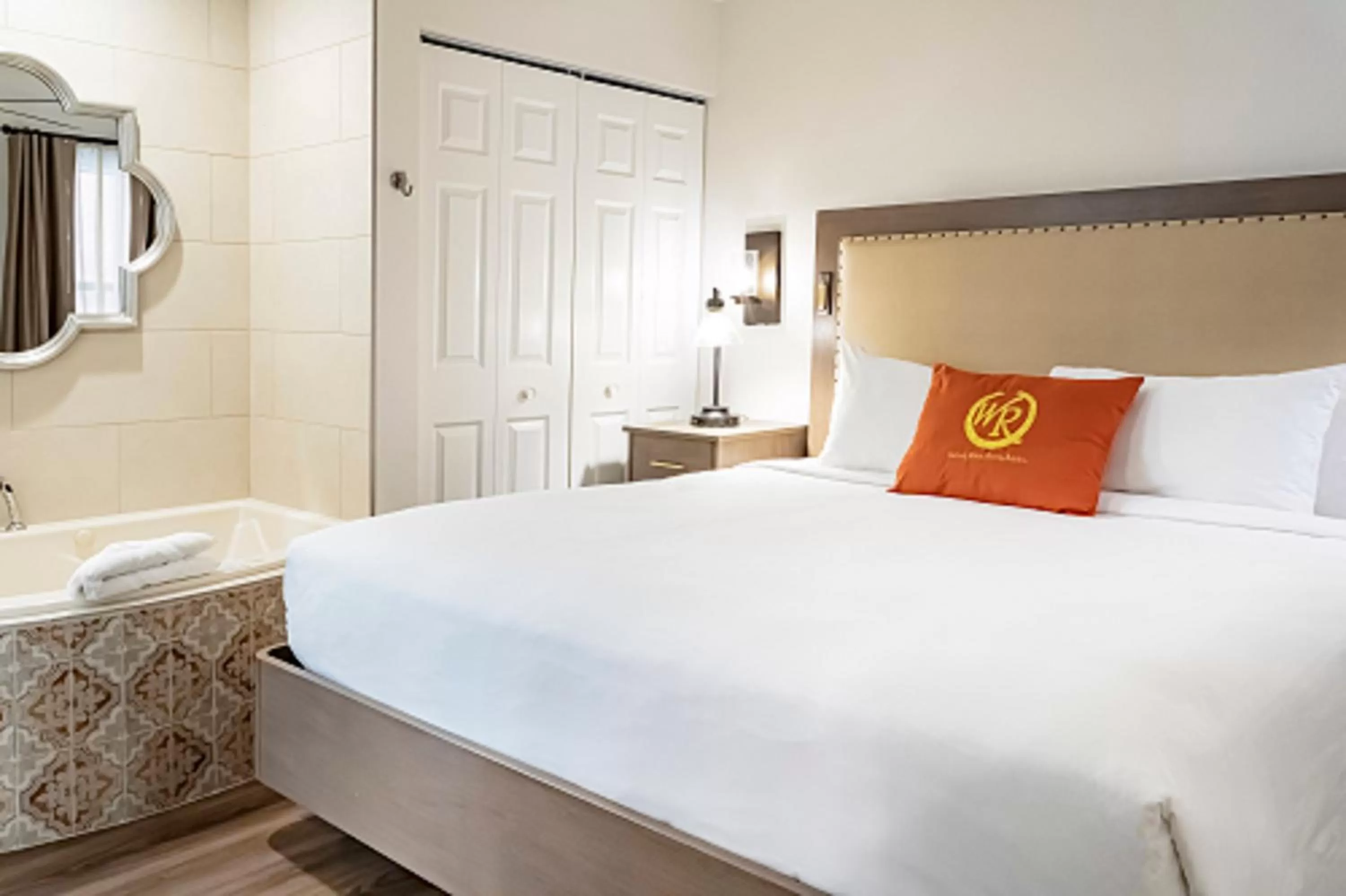 Bedroom, Bed in Westgate Flamingo Bay Resort