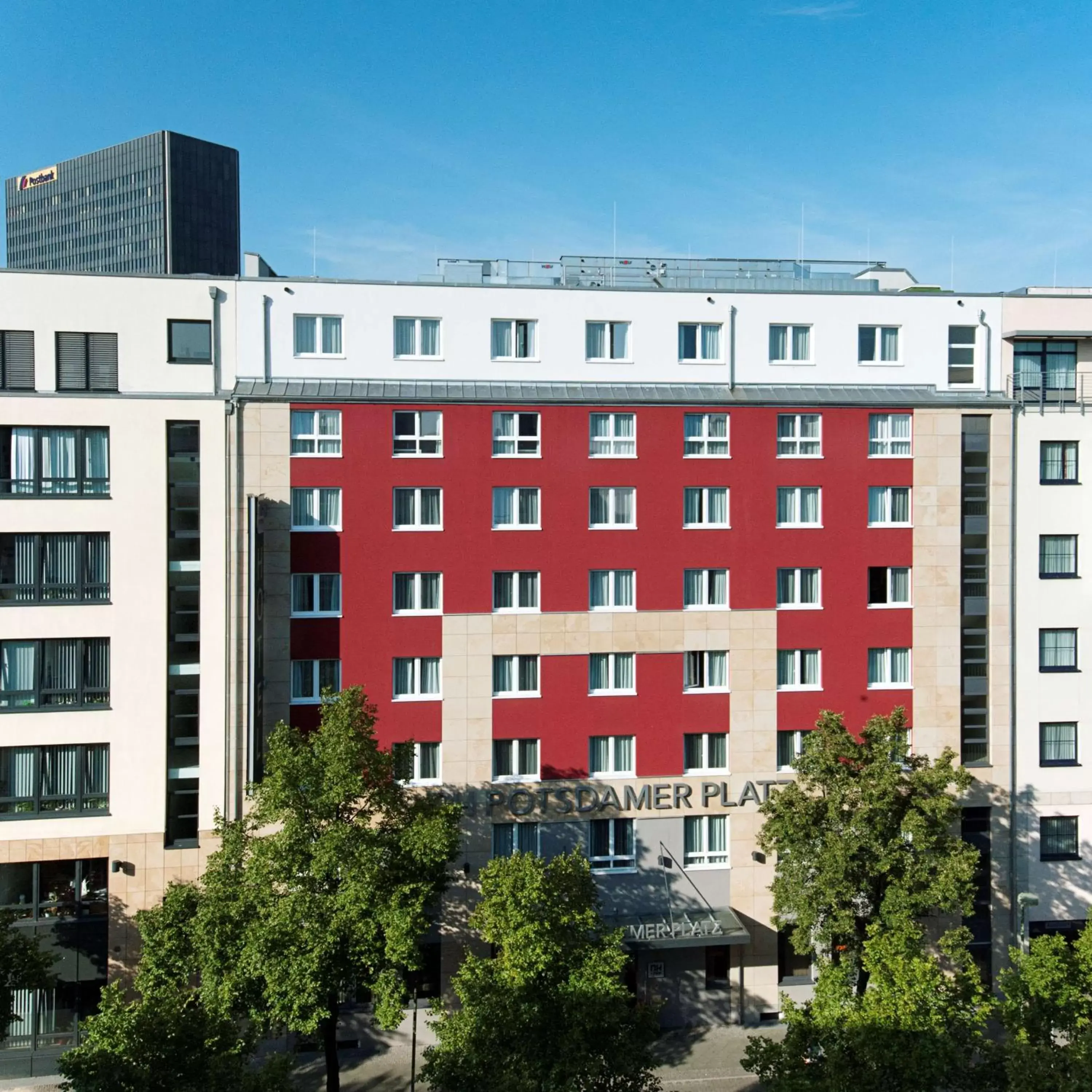 Property building in NH Berlin Potsdamer Platz Property building in NH Berlin Potsdamer Platz