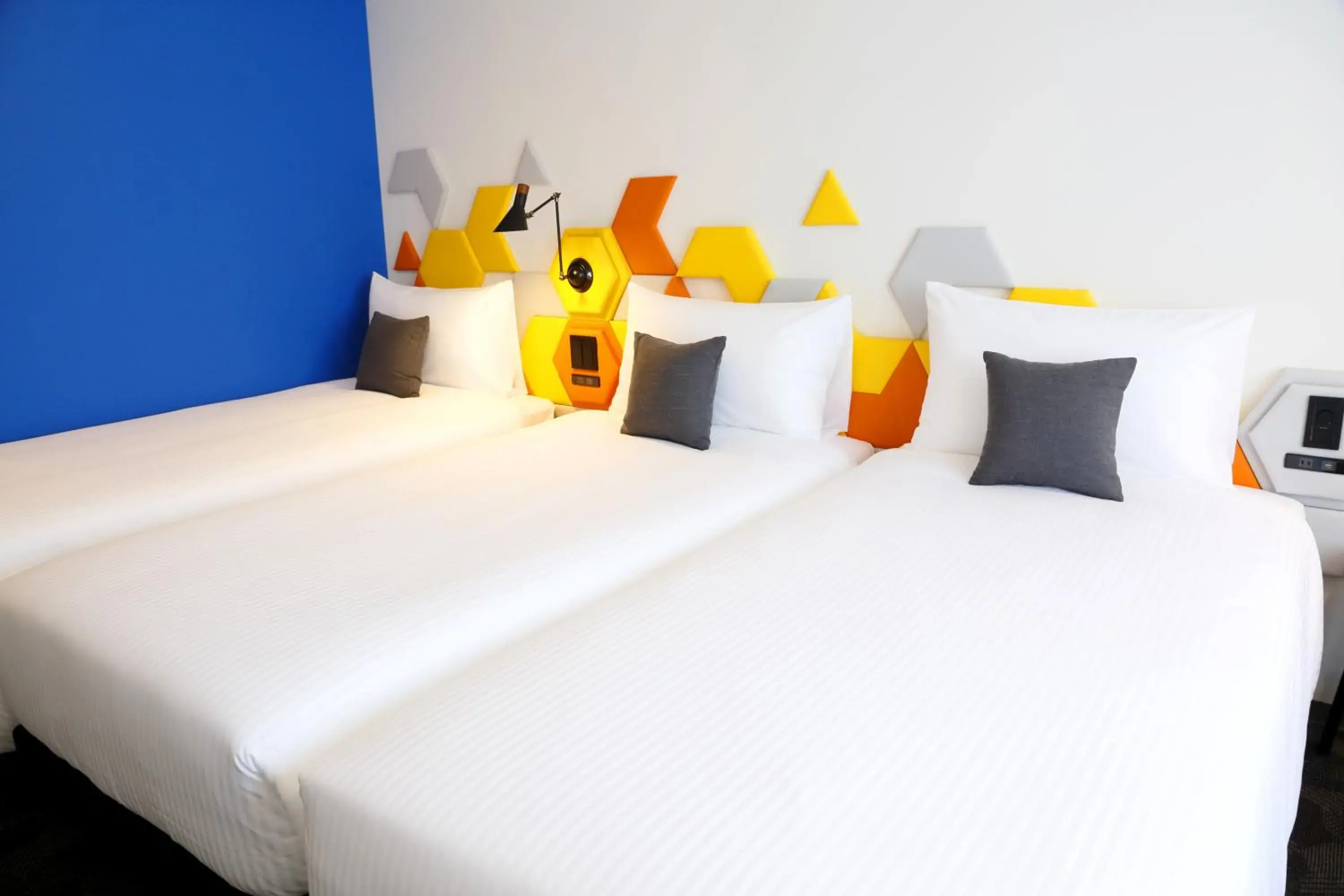 Bed in ibis Styles Tokyo Bay