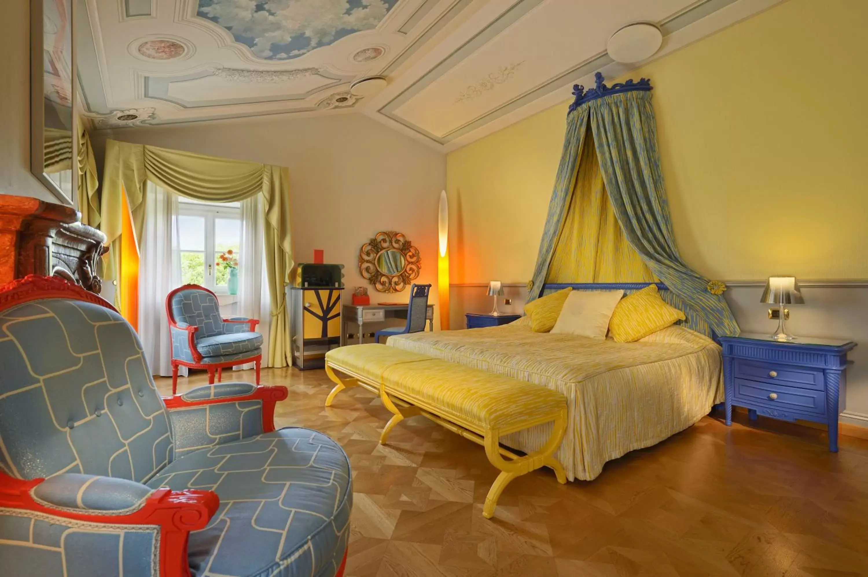Bedroom in Byblos Art Hotel Villa Amistà