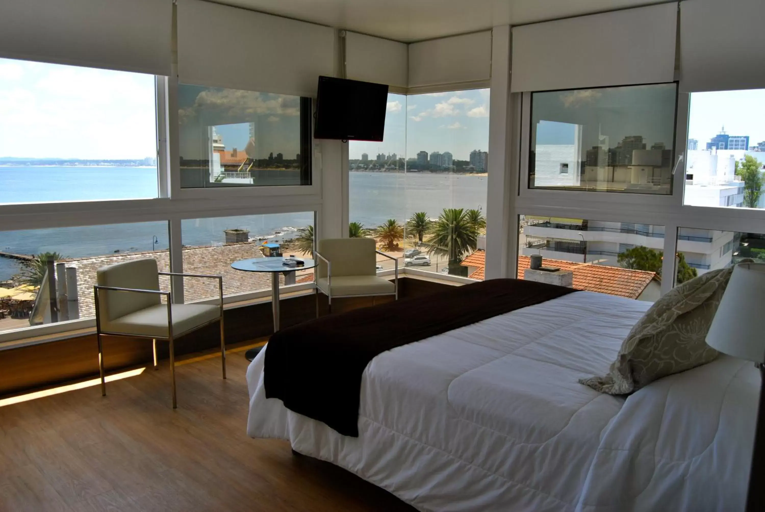 Bedroom, Bed in Hotel Castilla Bedroom, Bed in Hotel Castilla