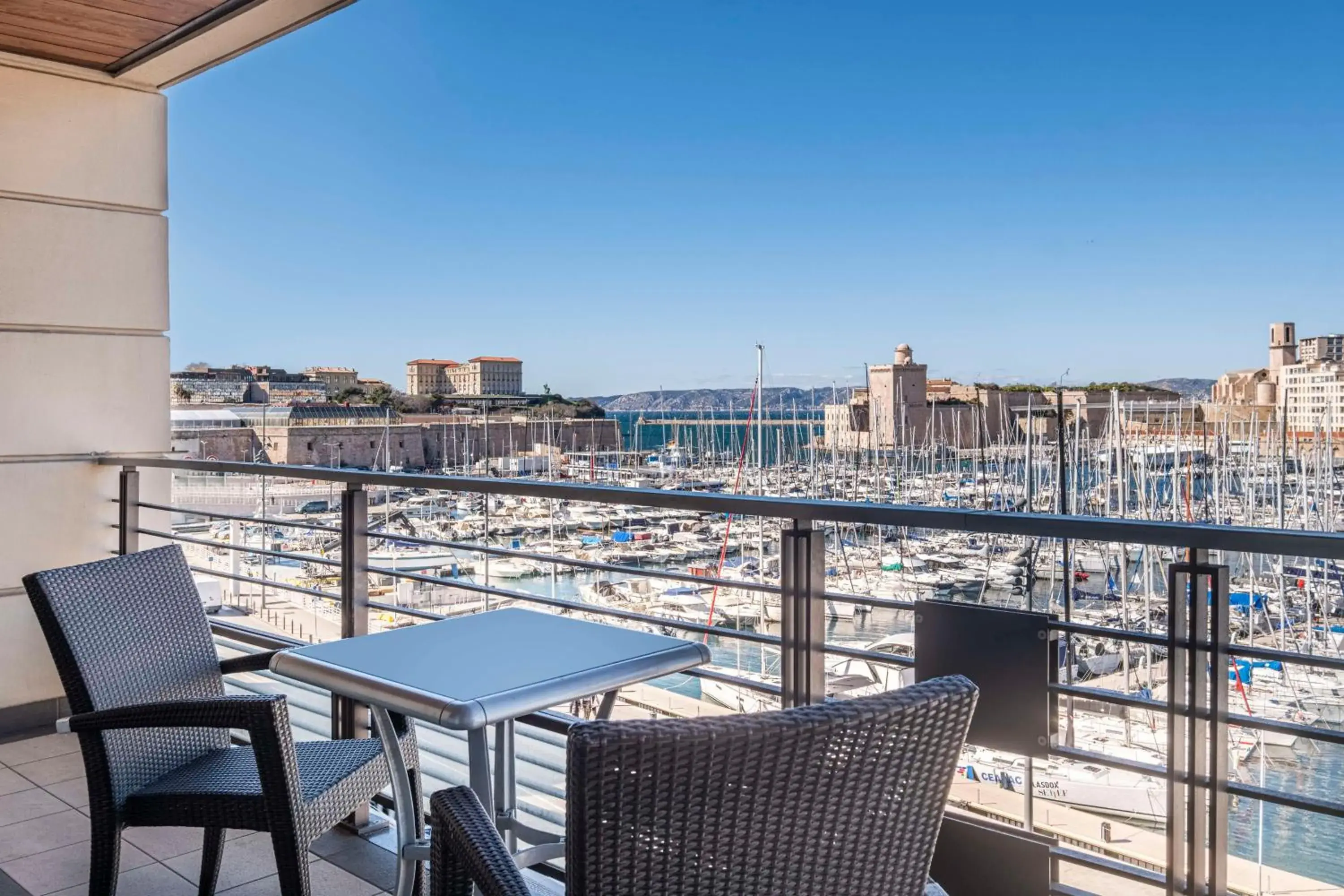 Photo of the whole room, Balcony/Terrace in Radisson Blu Hotel Marseille Vieux Port