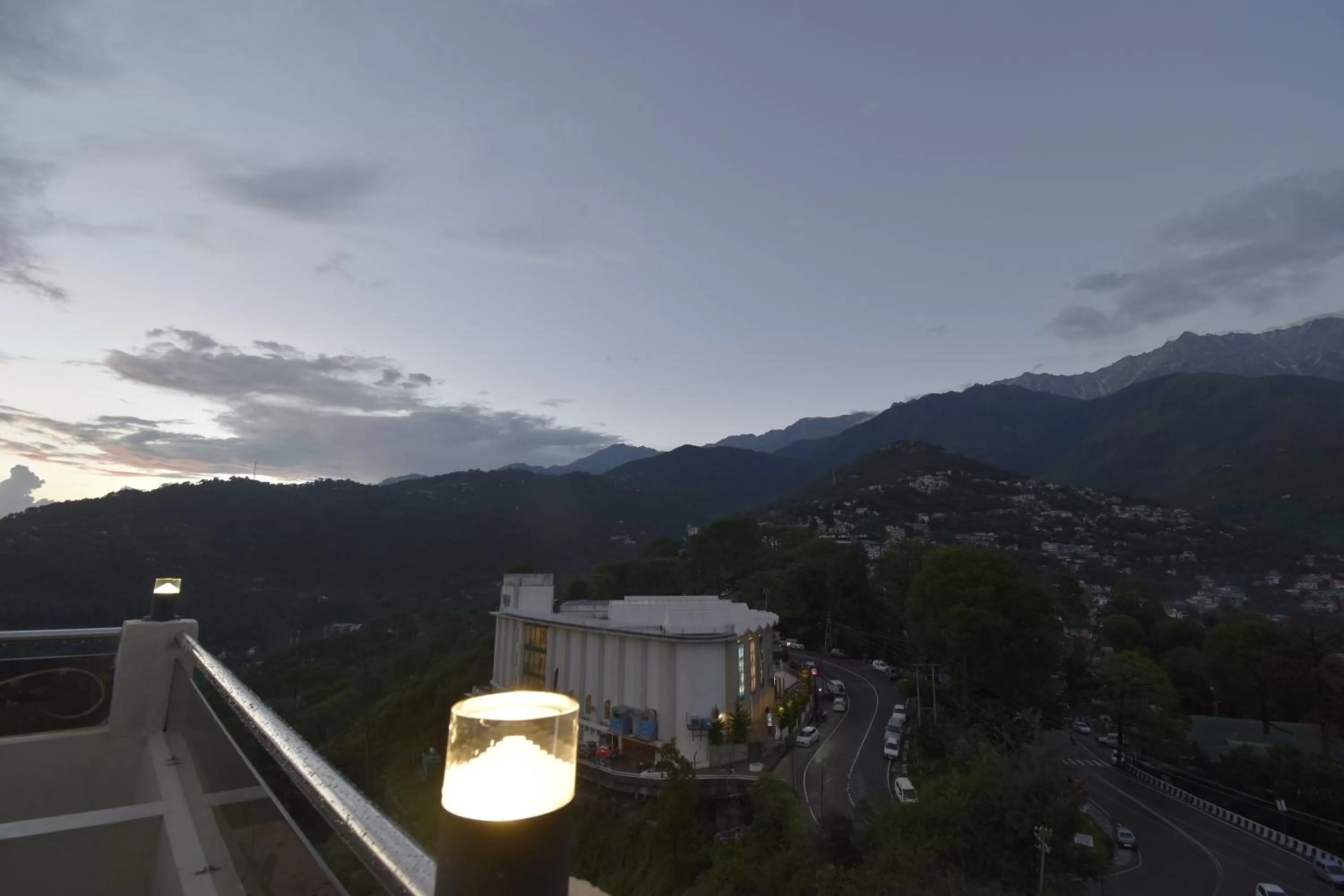 Day, Mountain View in The Royal Castle AC Centralized