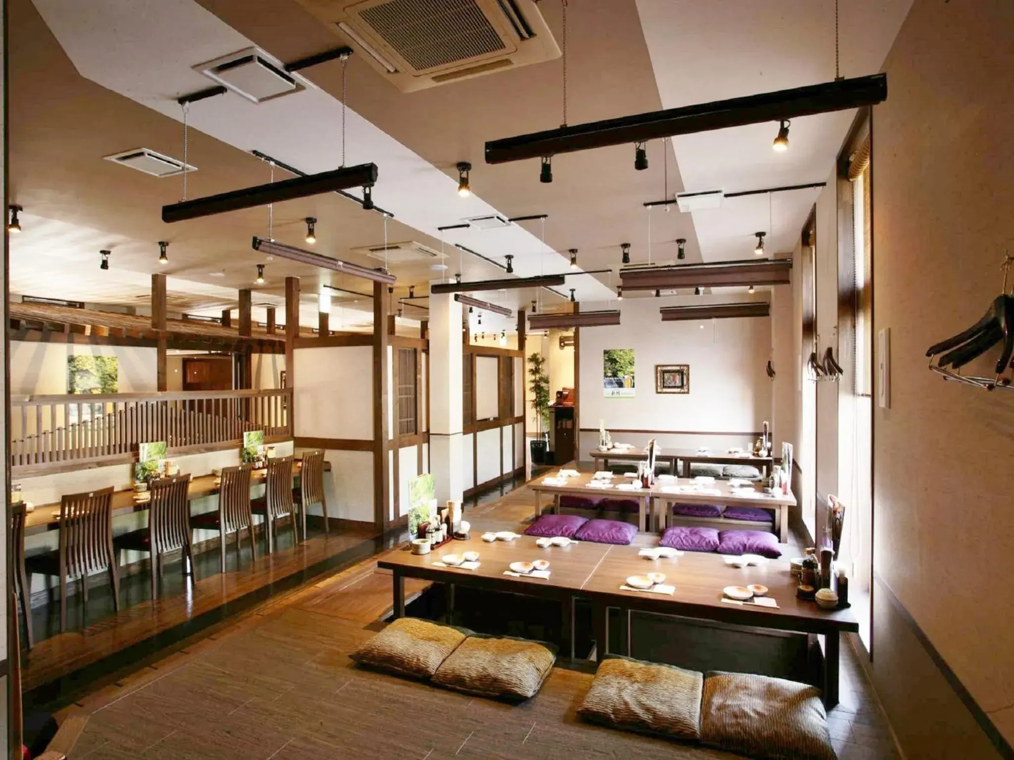 Restaurant/places to eat, Billiards in Hotel Route Inn Hamanako