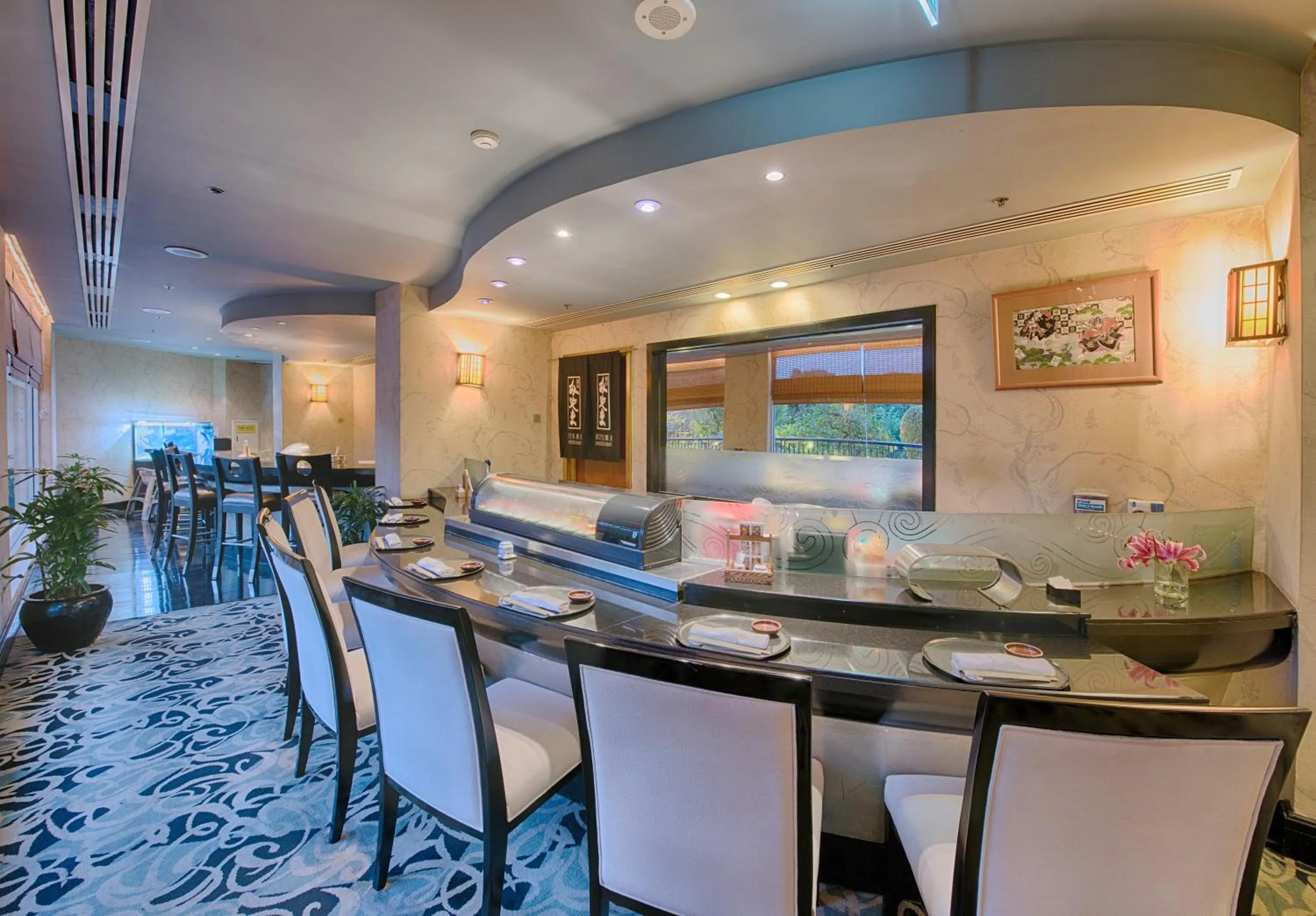 Restaurant/places to eat in Hotel Borobudur Jakarta