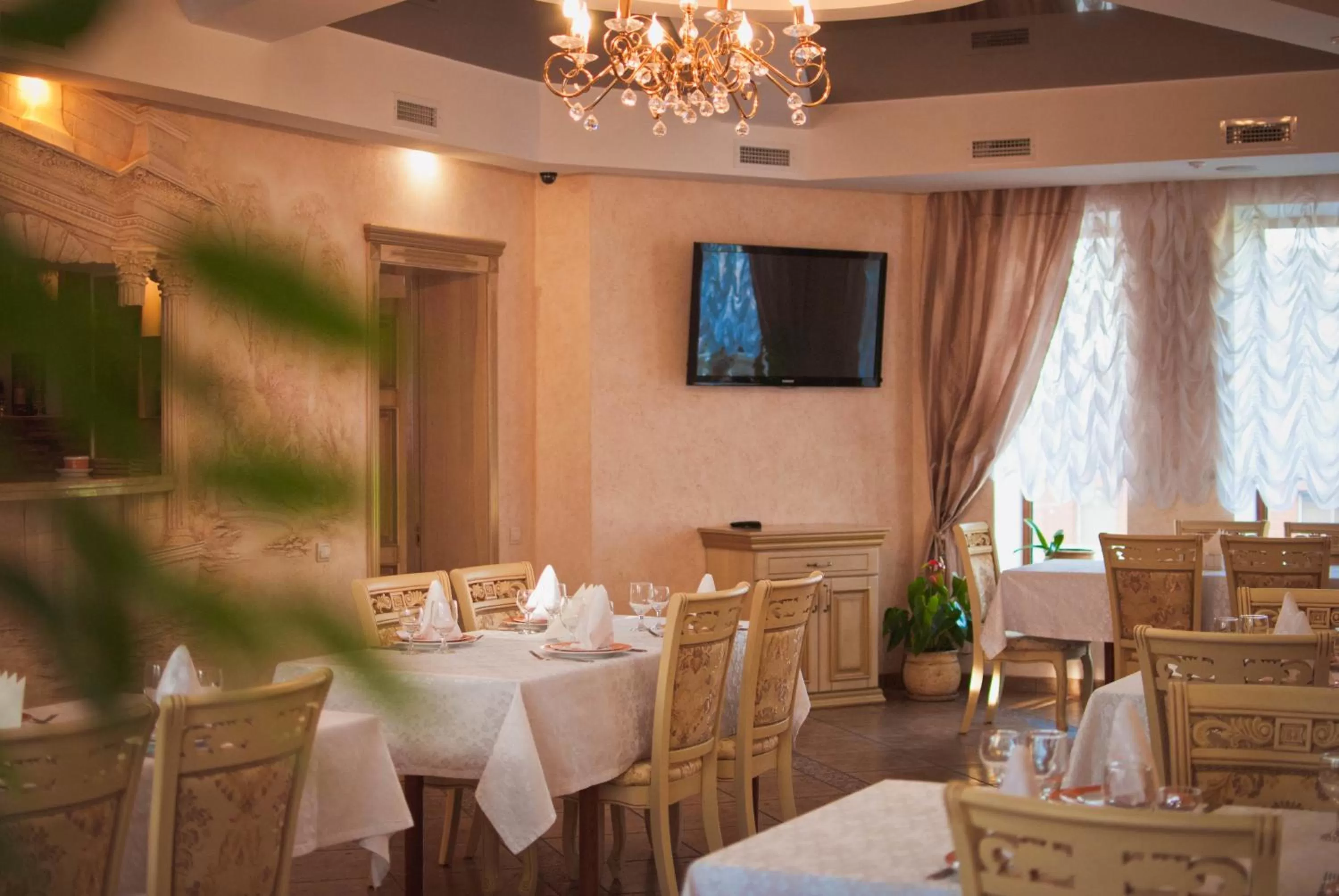 Restaurant/places to eat in Veles Hotel