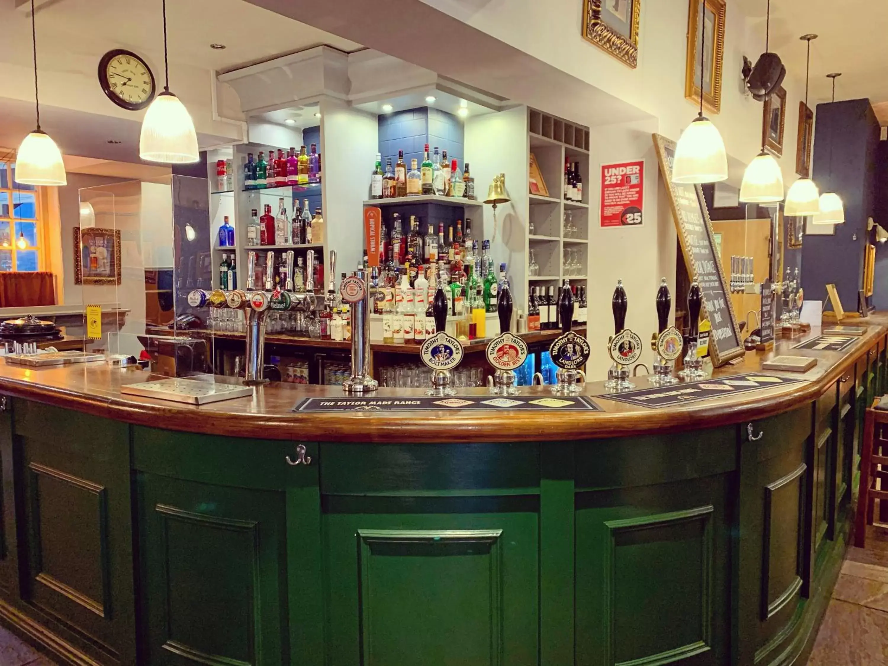 Lounge/Bar in The Royal Oak Ripon