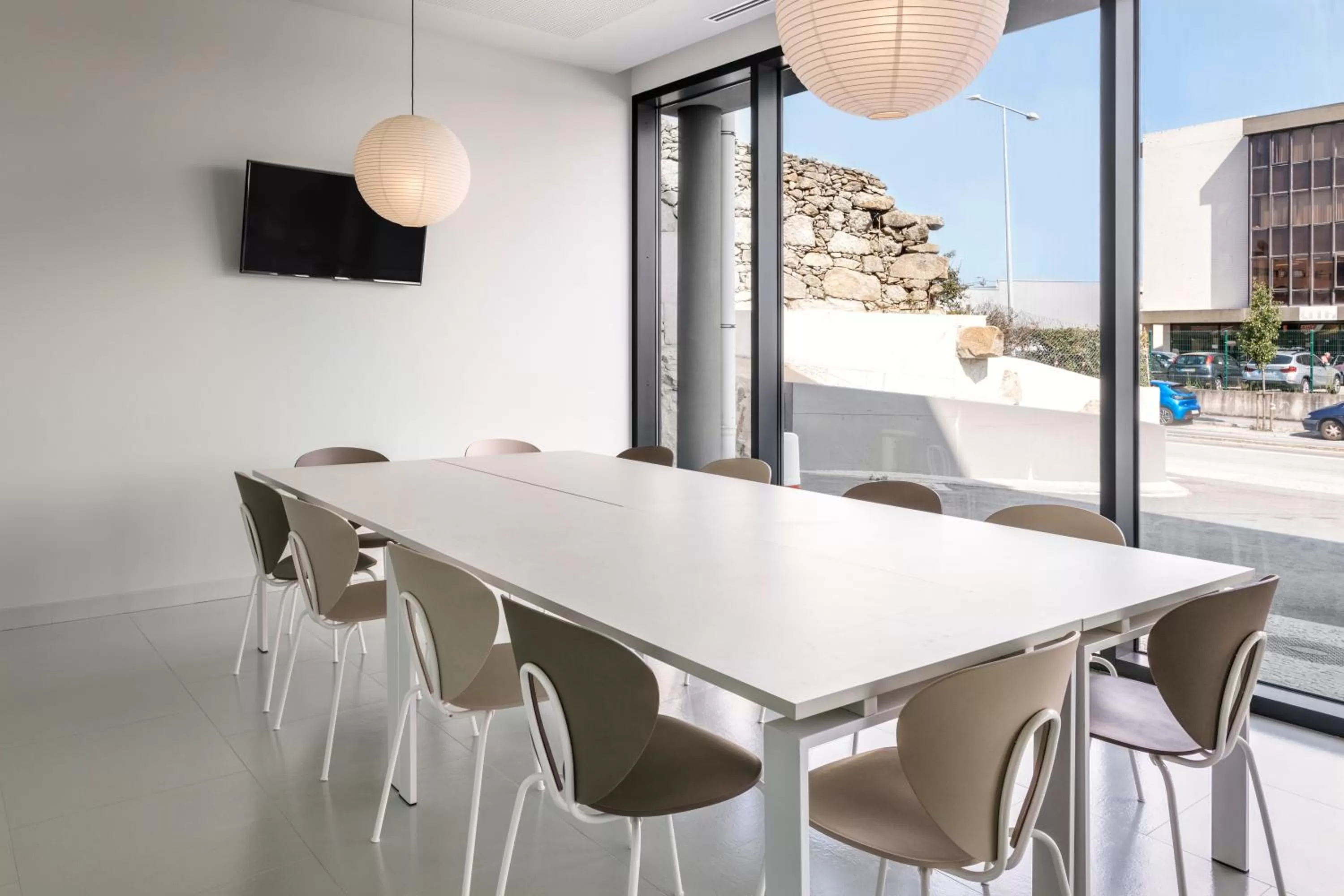 Seating area in B&B HOTEL Porto Expo Aeroporto