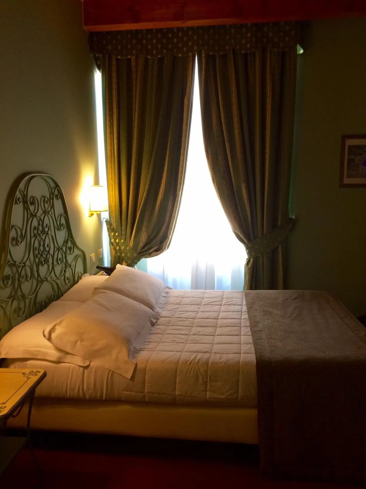 Bed in Hotel Borgo Antico