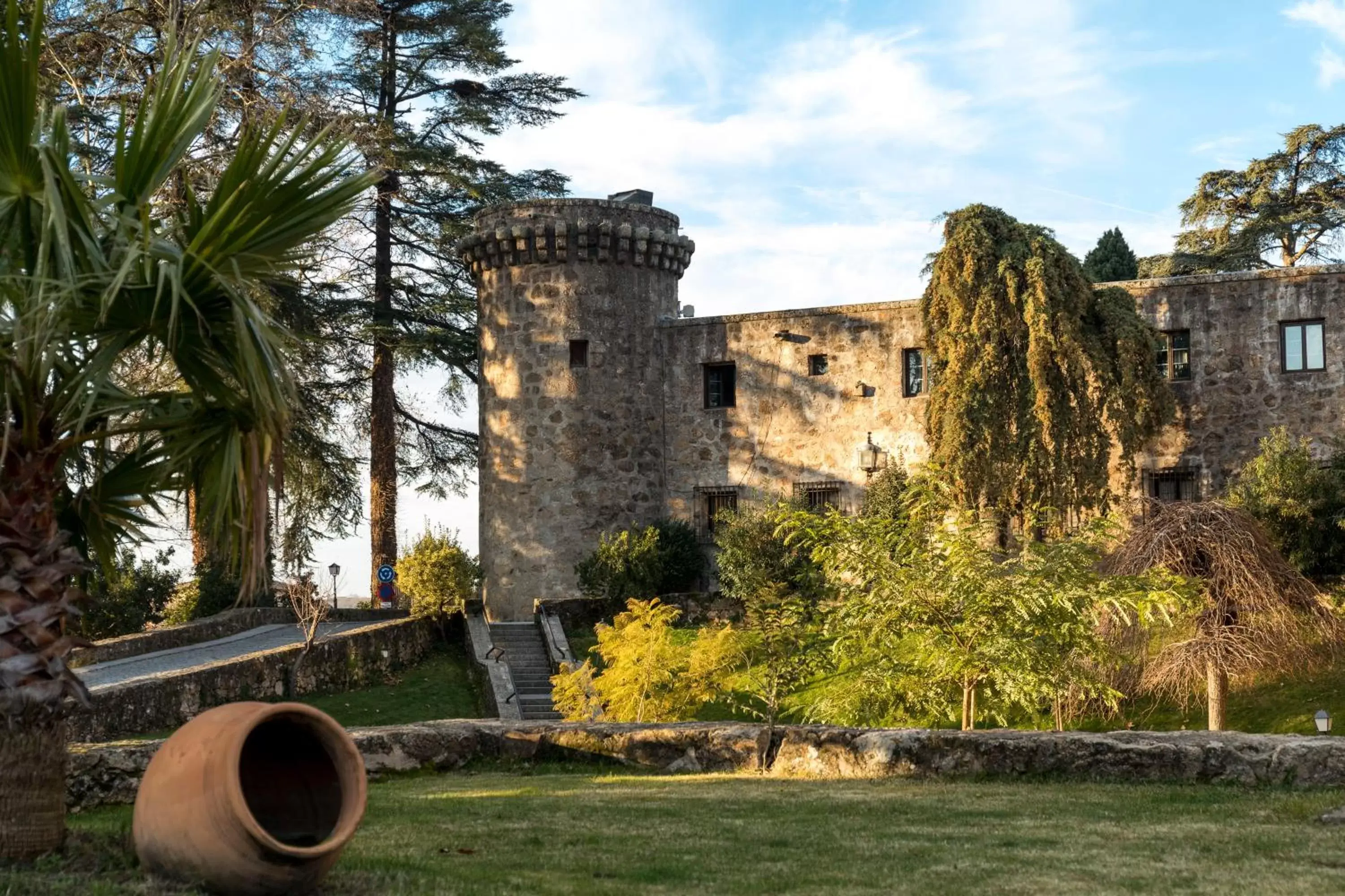 Facade/entrance in Parador de Jarandilla de la Vera